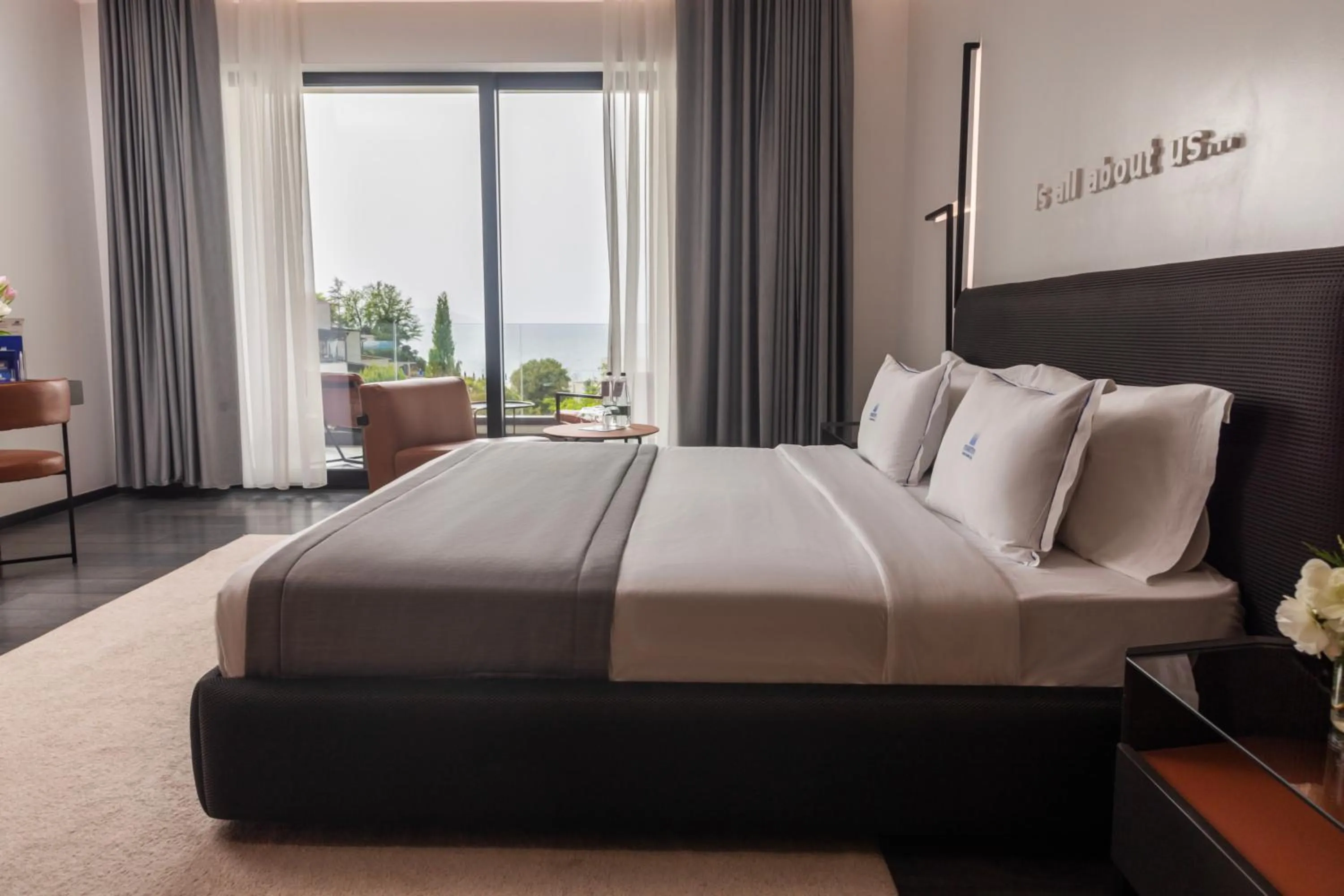 Bed in Maritim Marina Bay Resort SPA & Casino