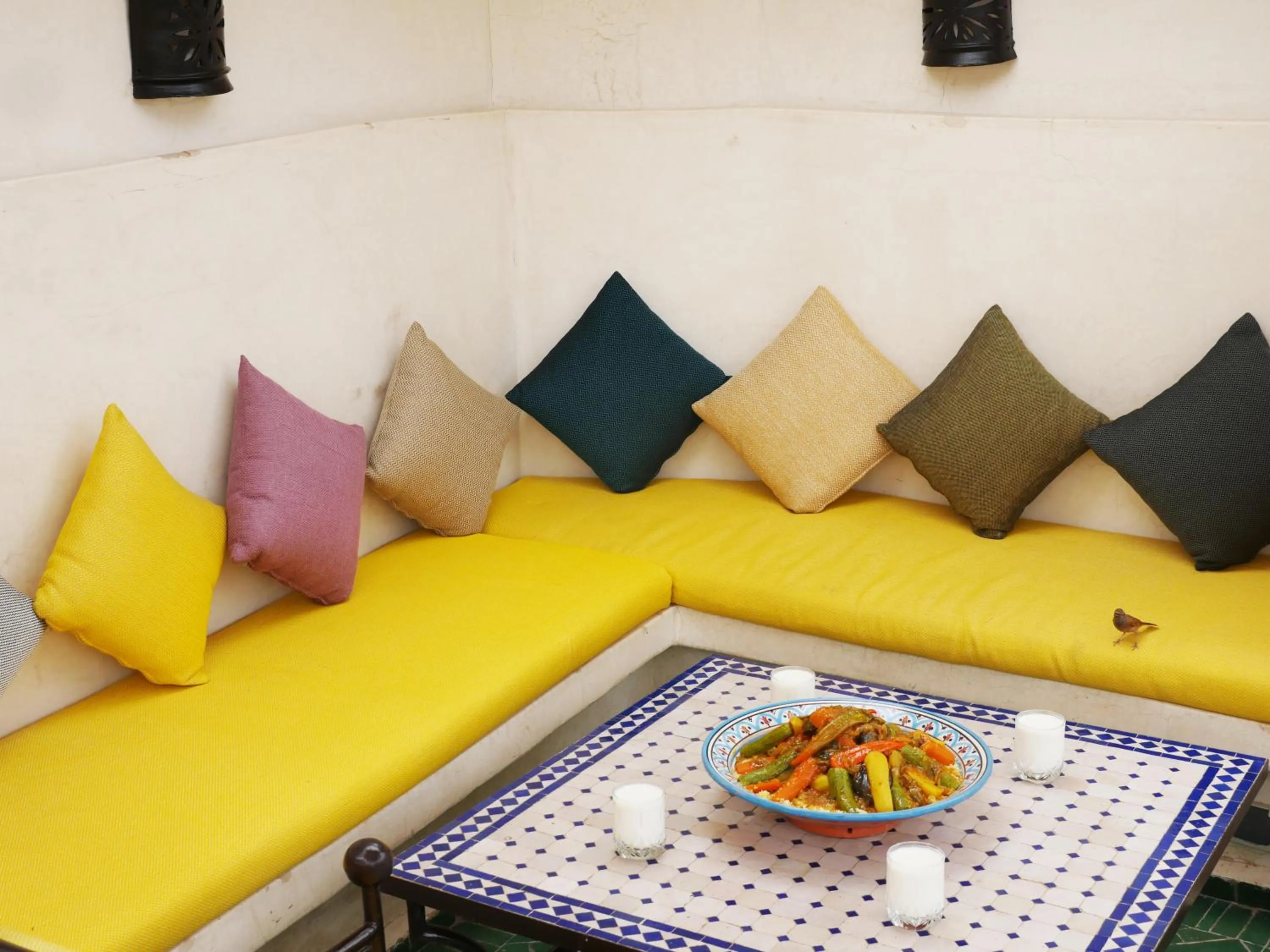 Restaurant/places to eat in SARDINAS & CHILI