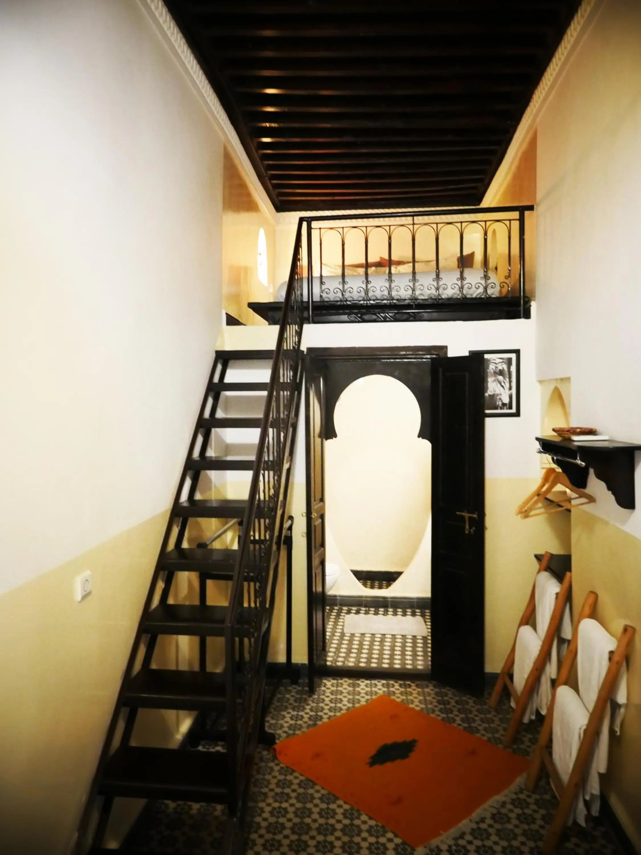 Photo of the whole room in SARDINAS & CHILI