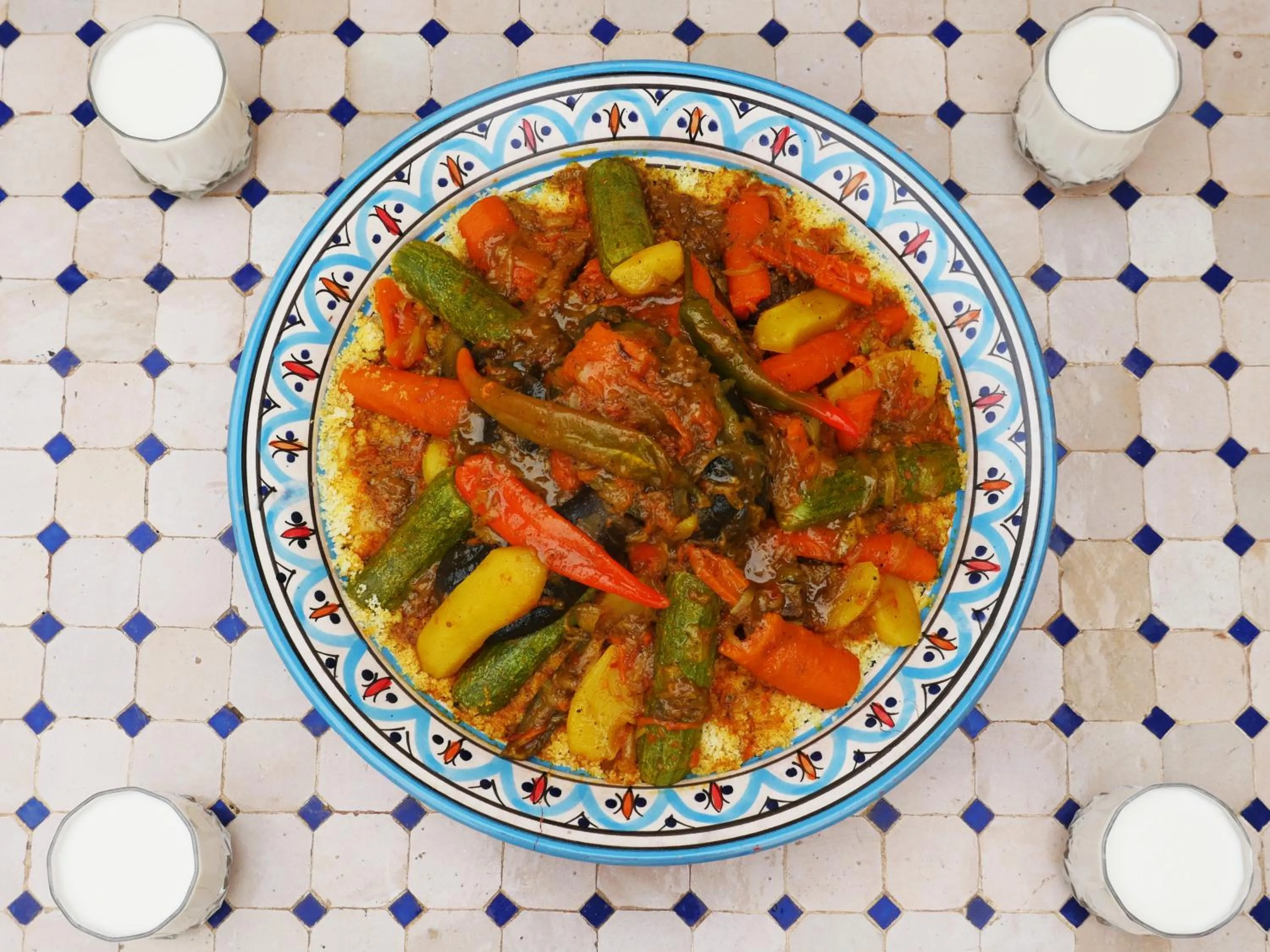 Restaurant/places to eat in SARDINAS & CHILI