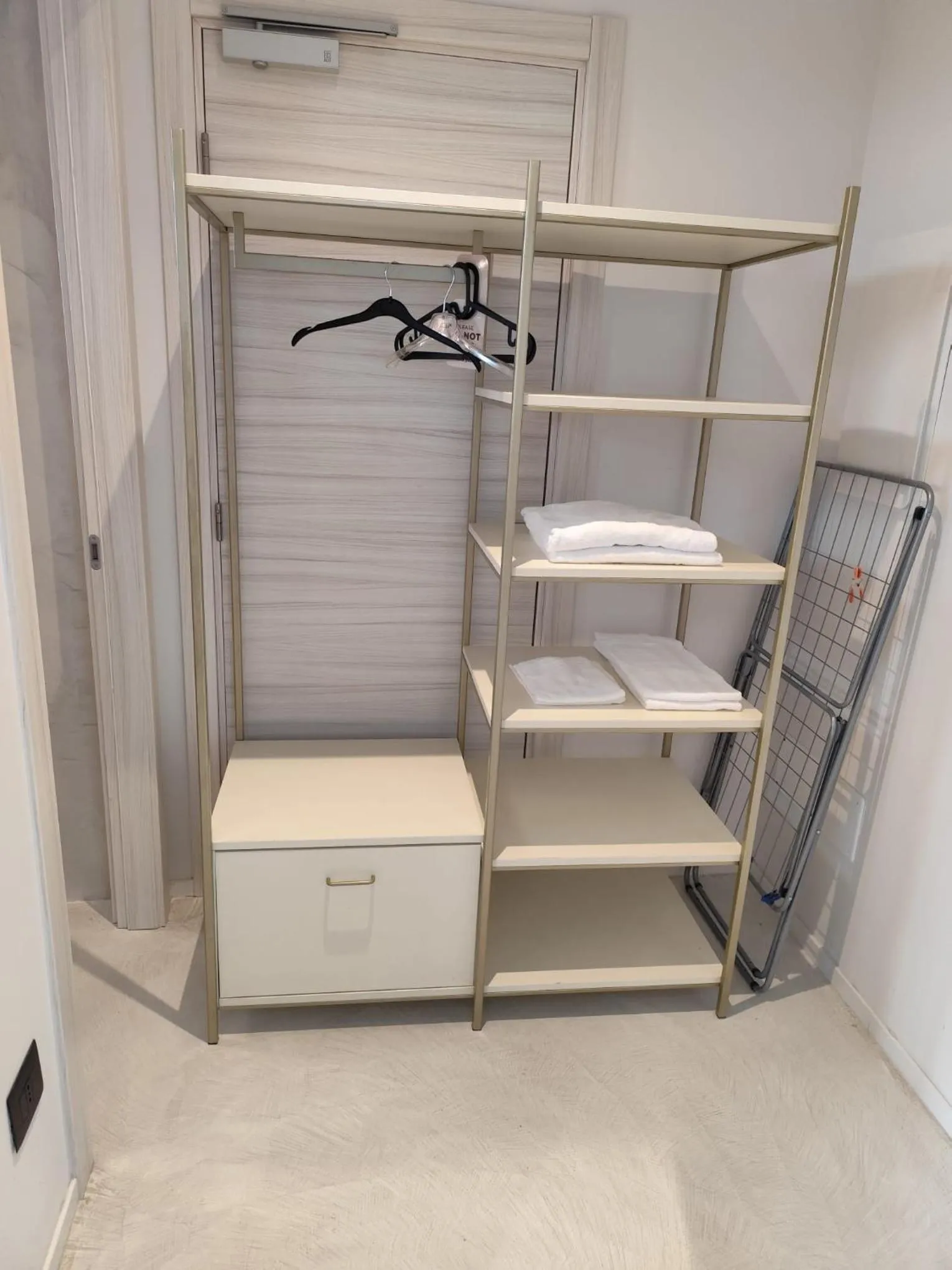 furniture in Gabbiano Suites