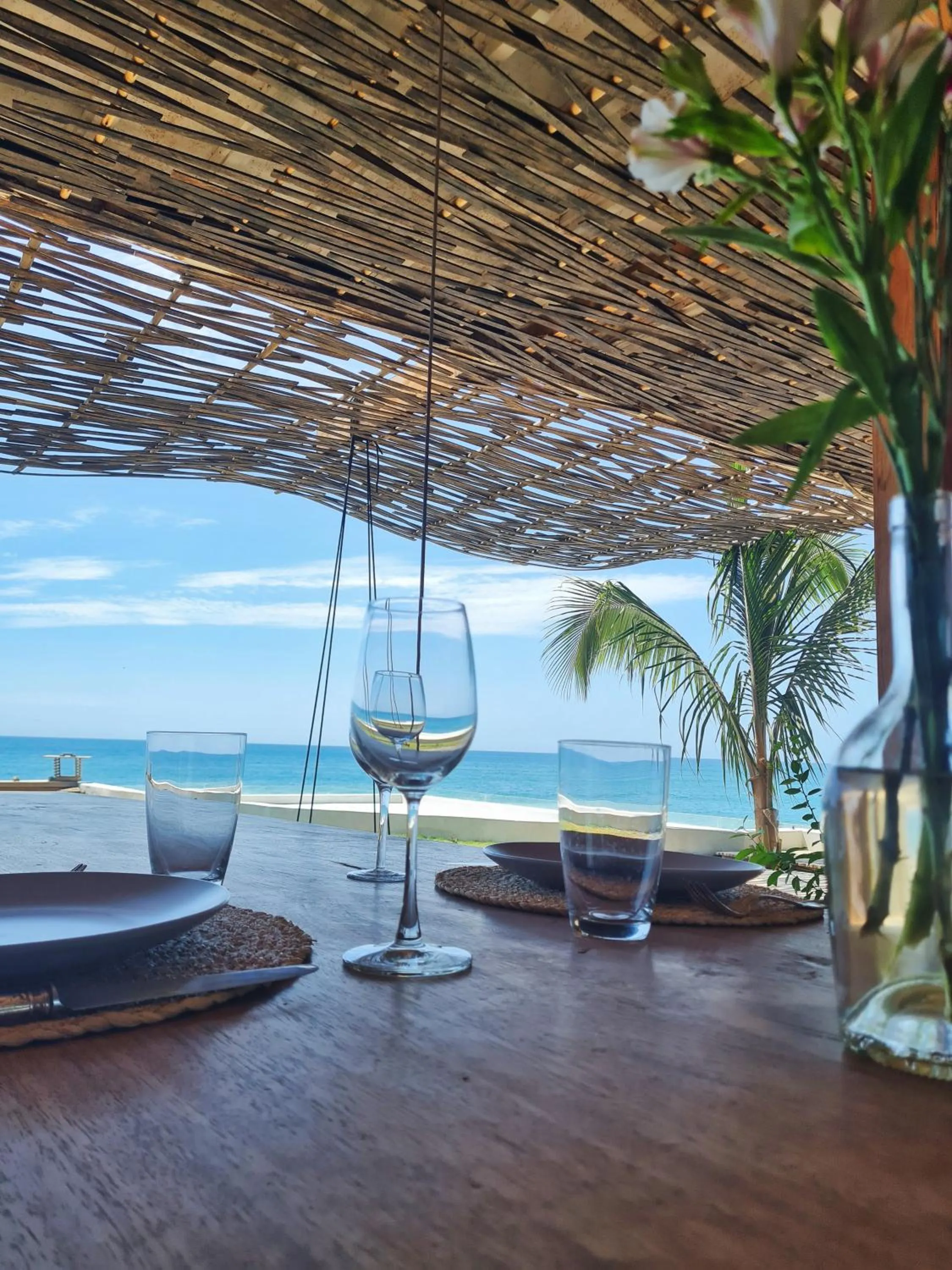 Dining area in Alma Loft