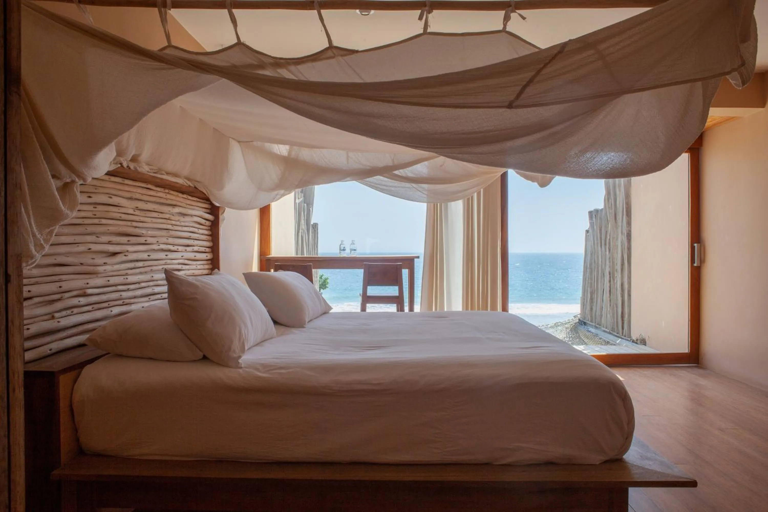 Photo of the whole room in Alma Loft