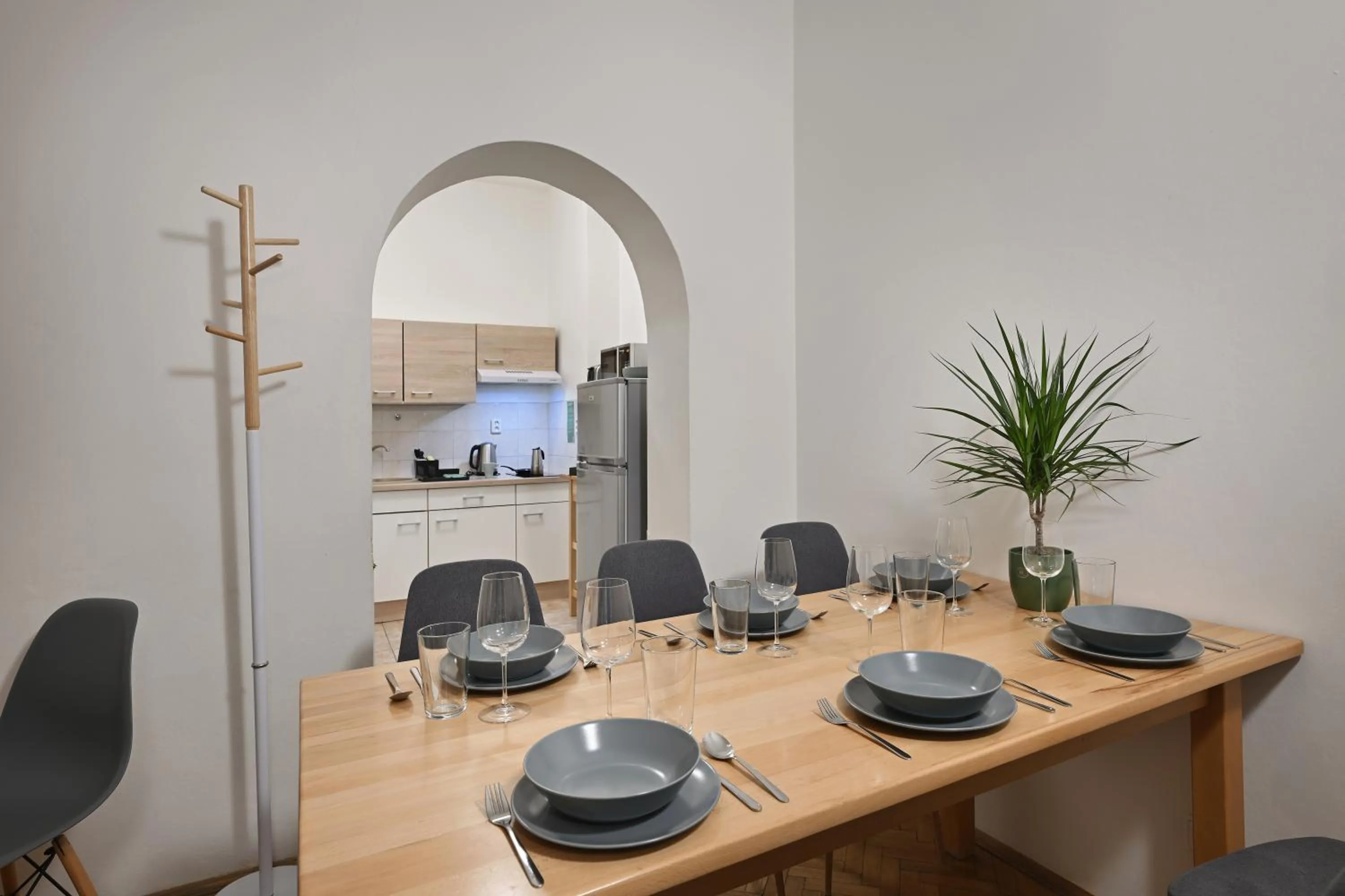 Kitchen or kitchenette in White Swan Boutique Apartments