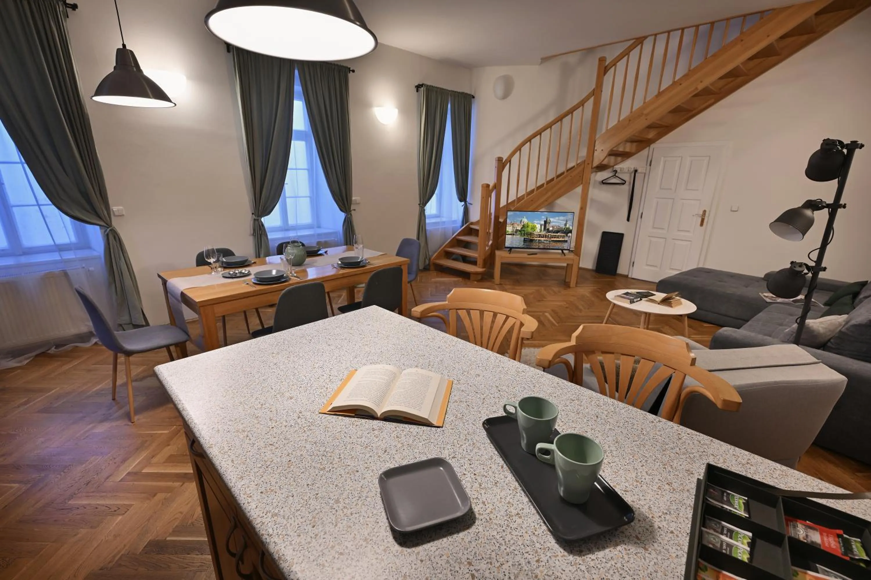 Kitchen or kitchenette in White Swan Boutique Apartments