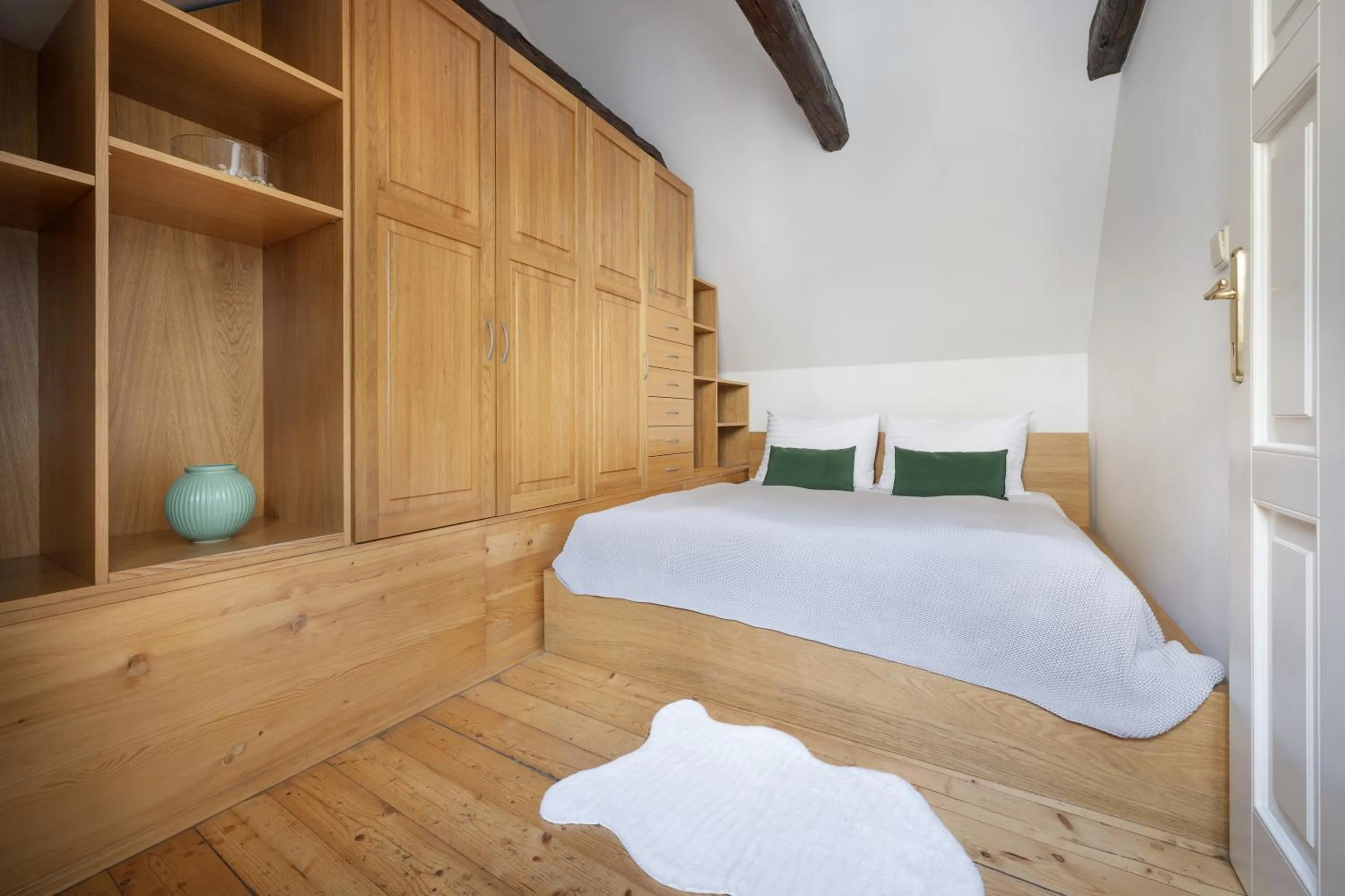 Bed in White Swan Boutique Apartments