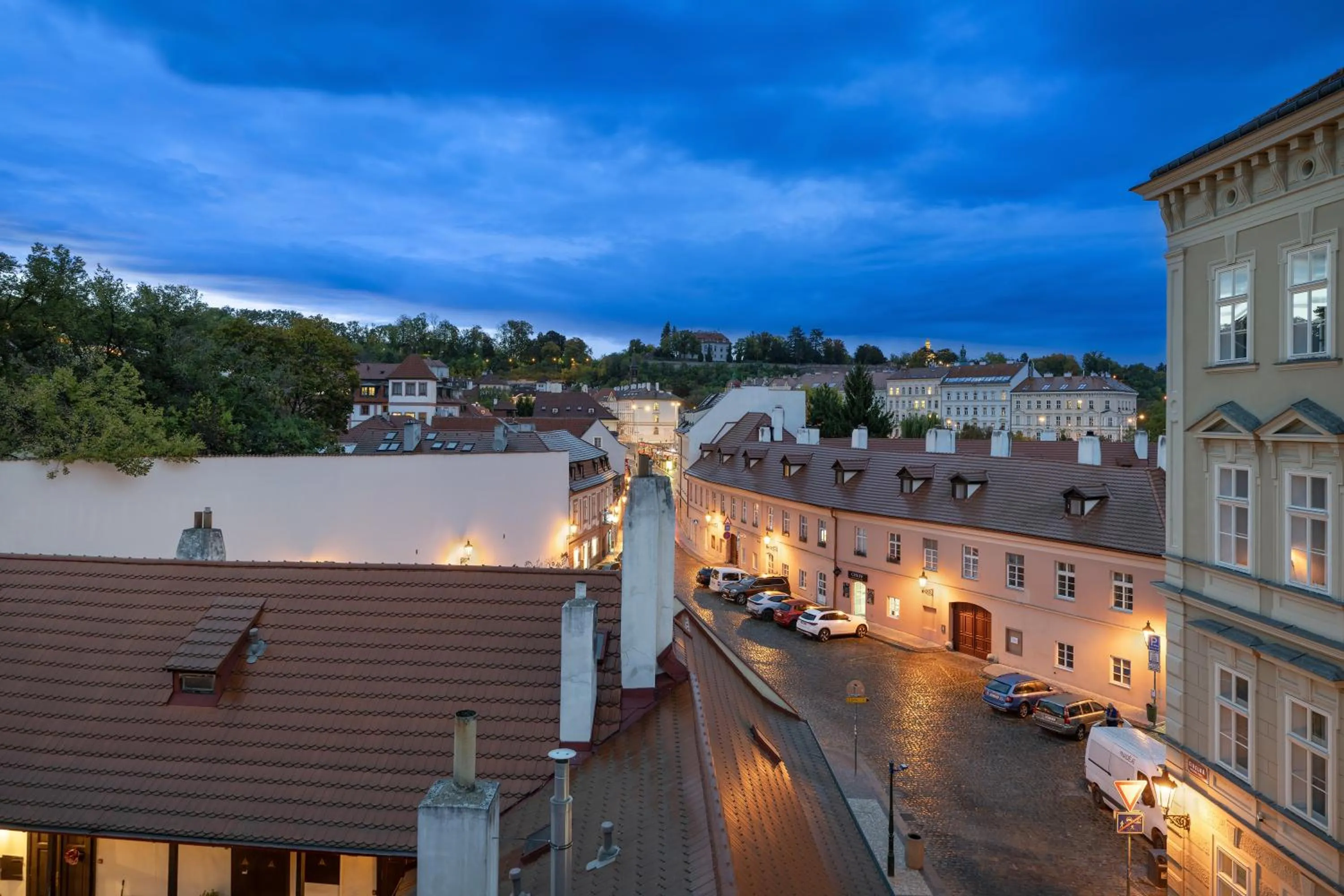 Street view in White Swan Boutique Apartments