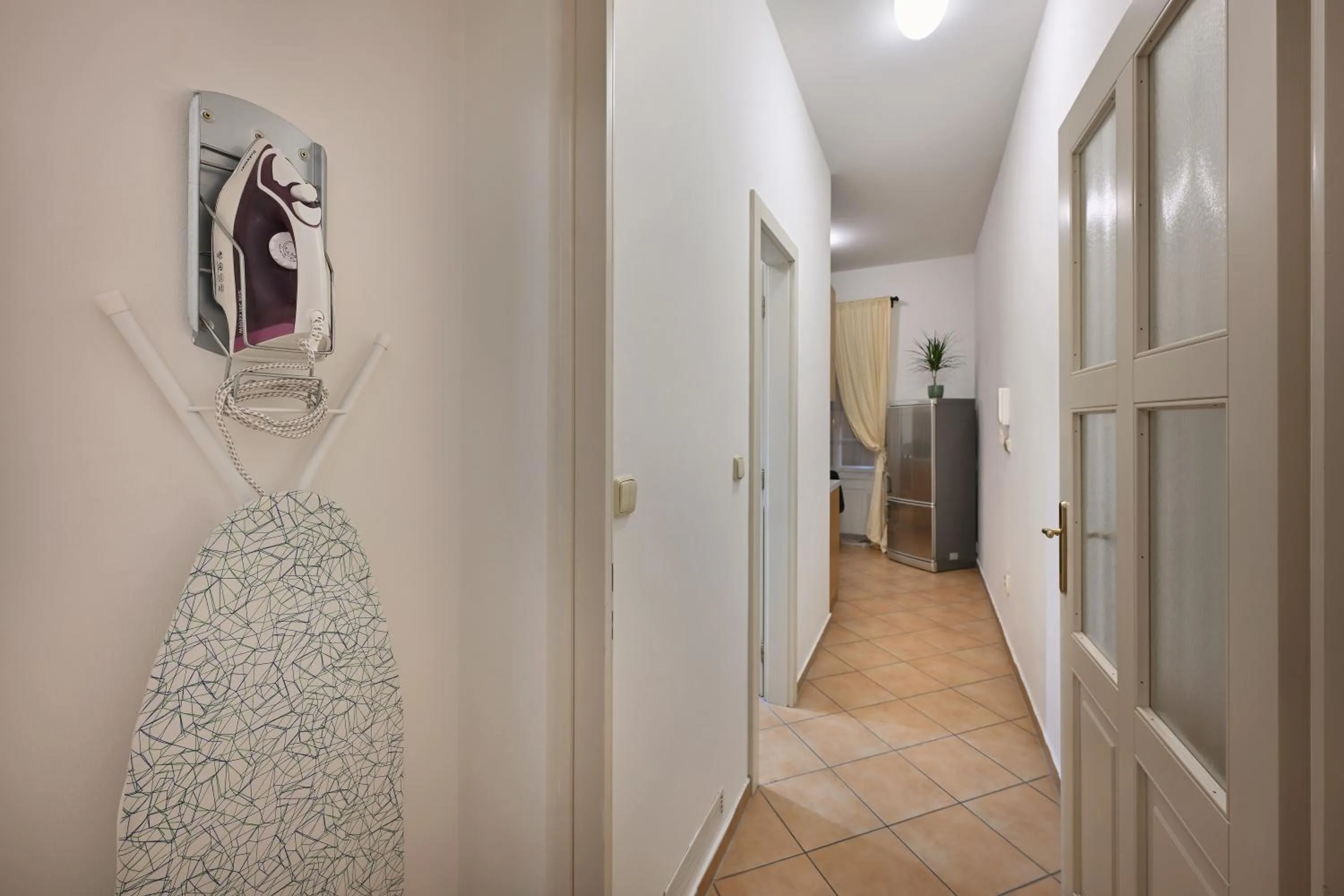 flat iron in White Swan Boutique Apartments