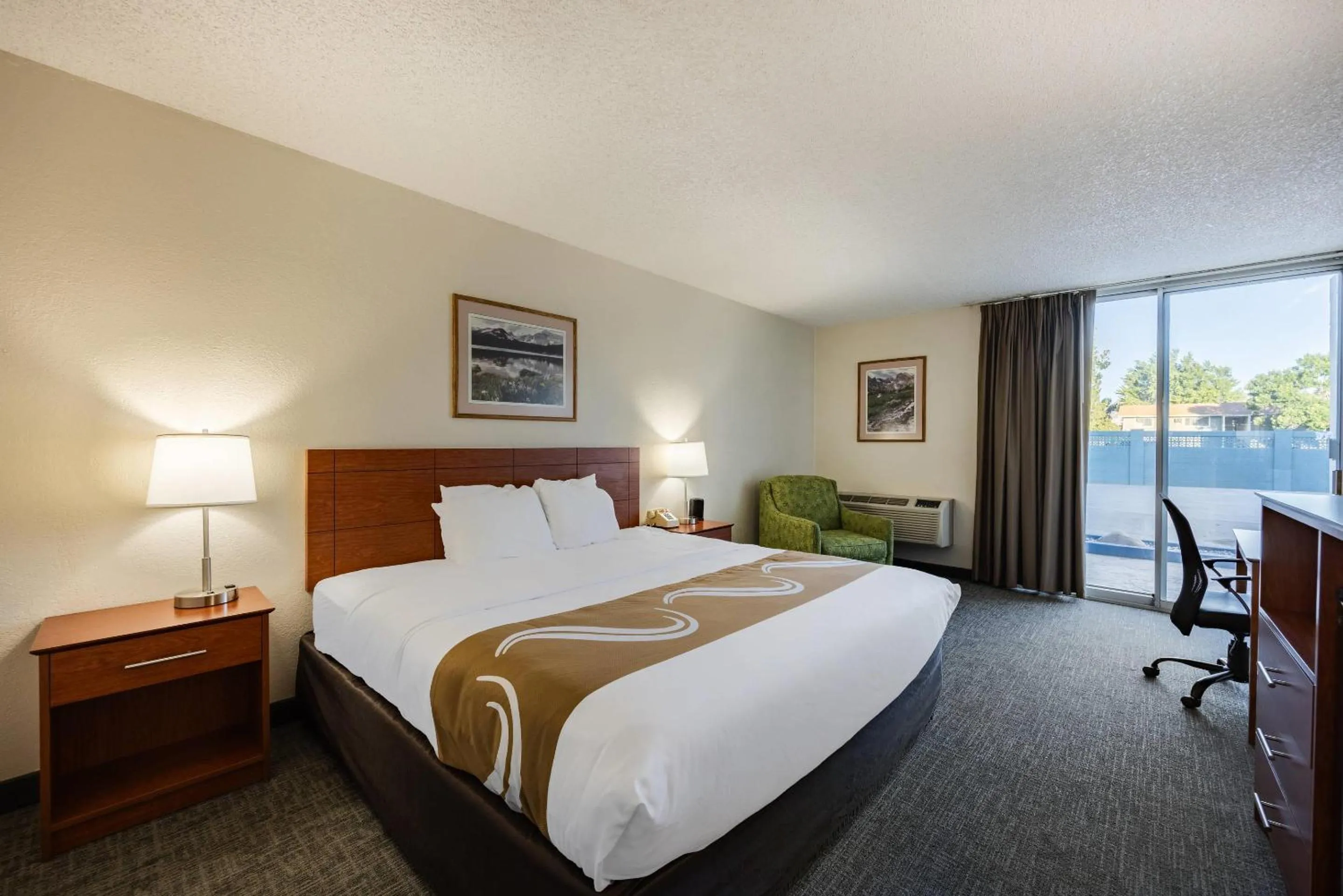 King Room - Poolside/Non-Smoking in Quality Inn & Suites Canon City