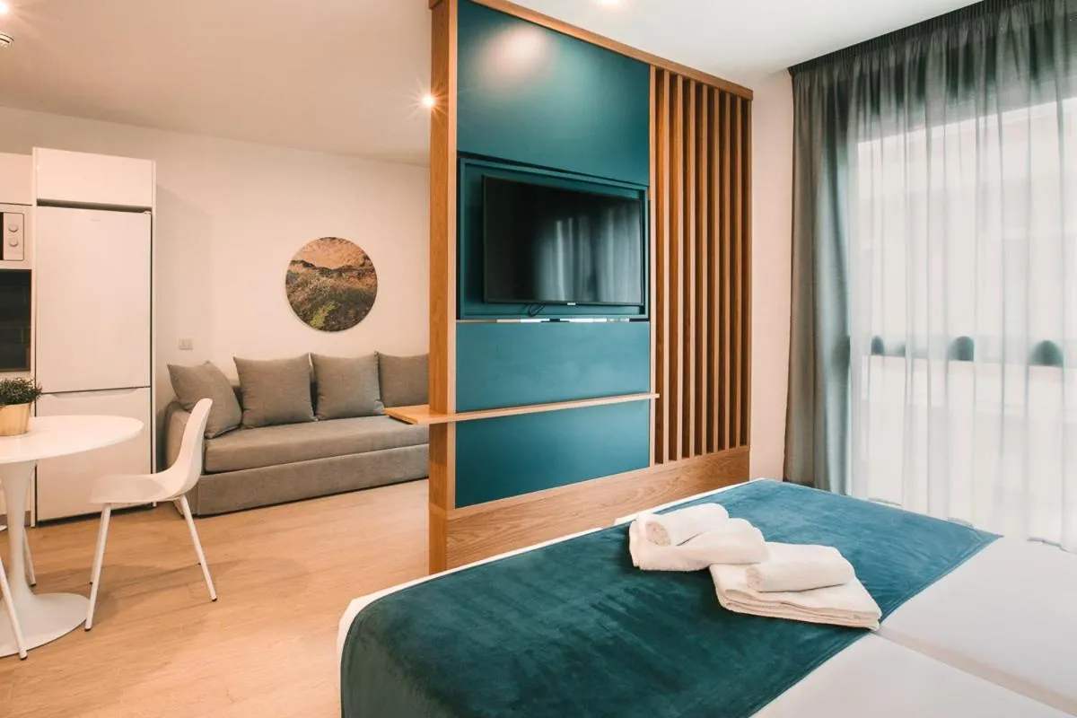 Bed in Beach Hotel Alfredo