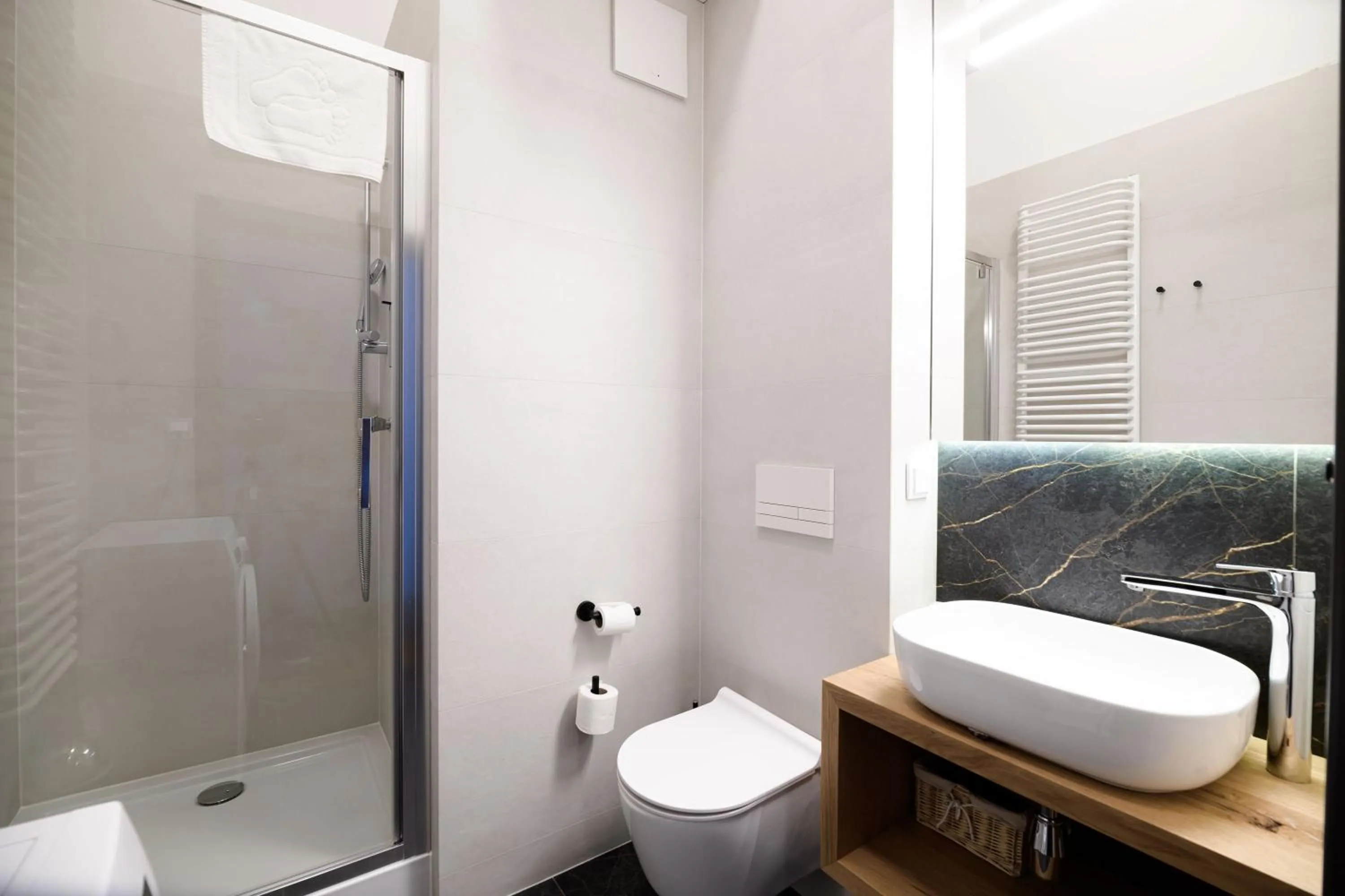Shower in Aparthotel Inspire Miodova Residence