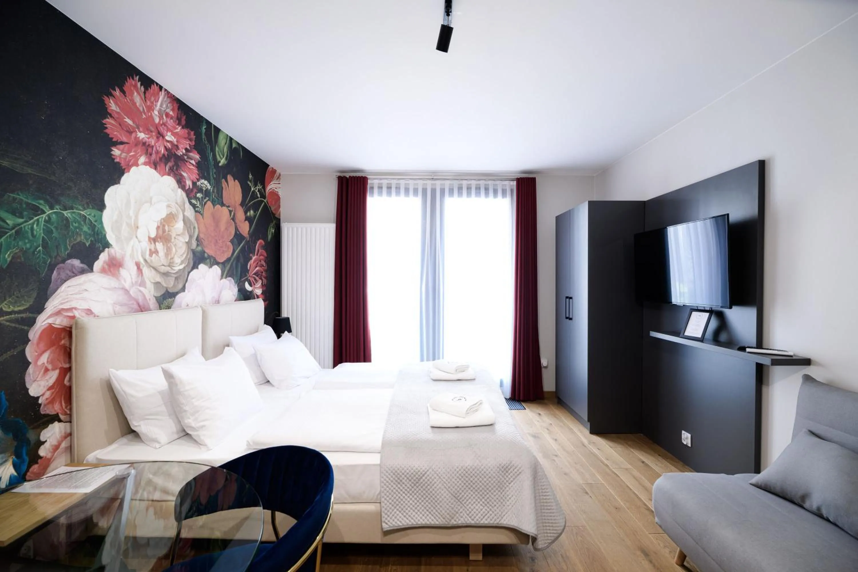 Living room, Bed in Aparthotel Inspire Miodova Residence