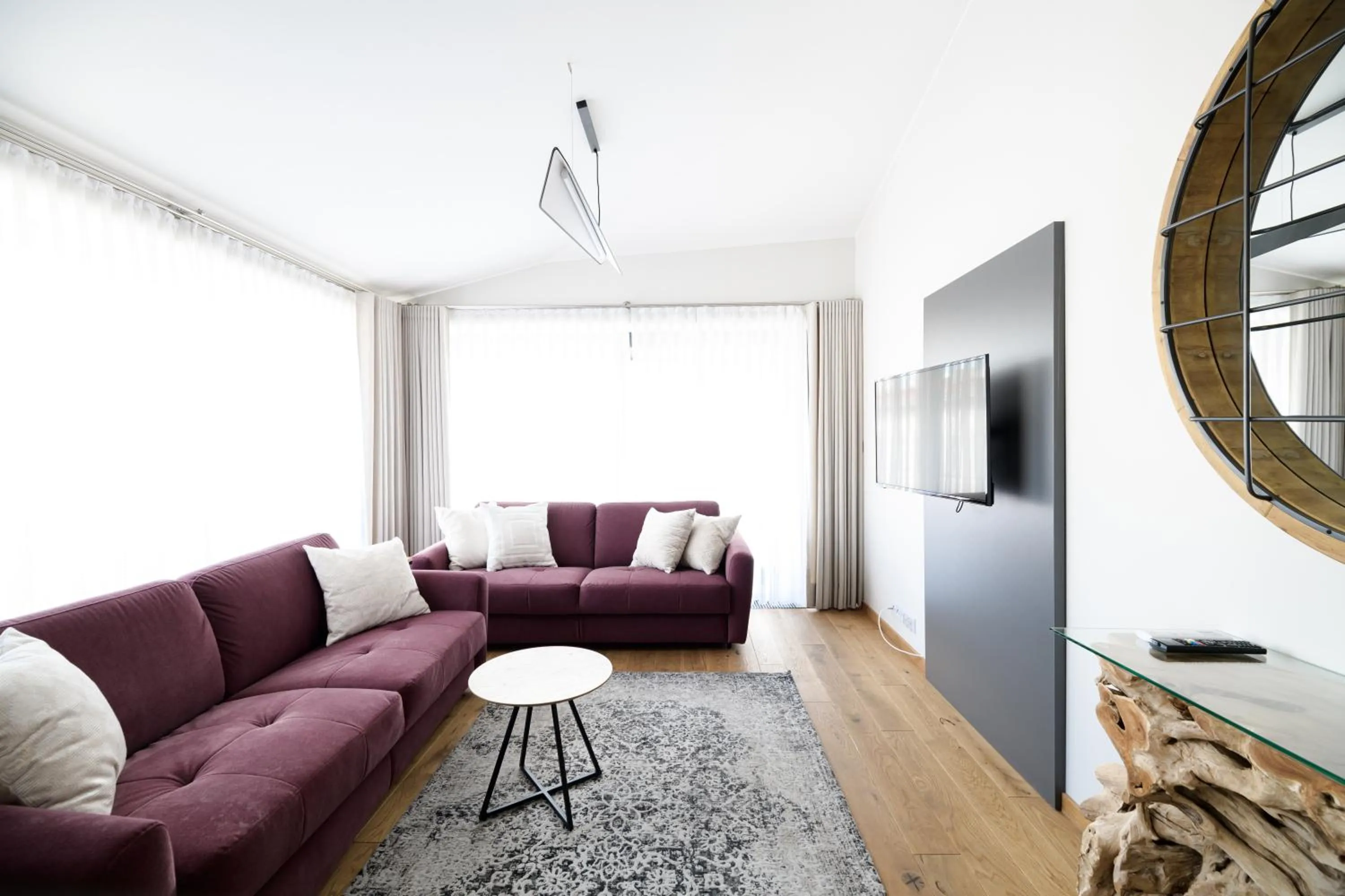 TV and multimedia in Aparthotel Inspire Miodova Residence