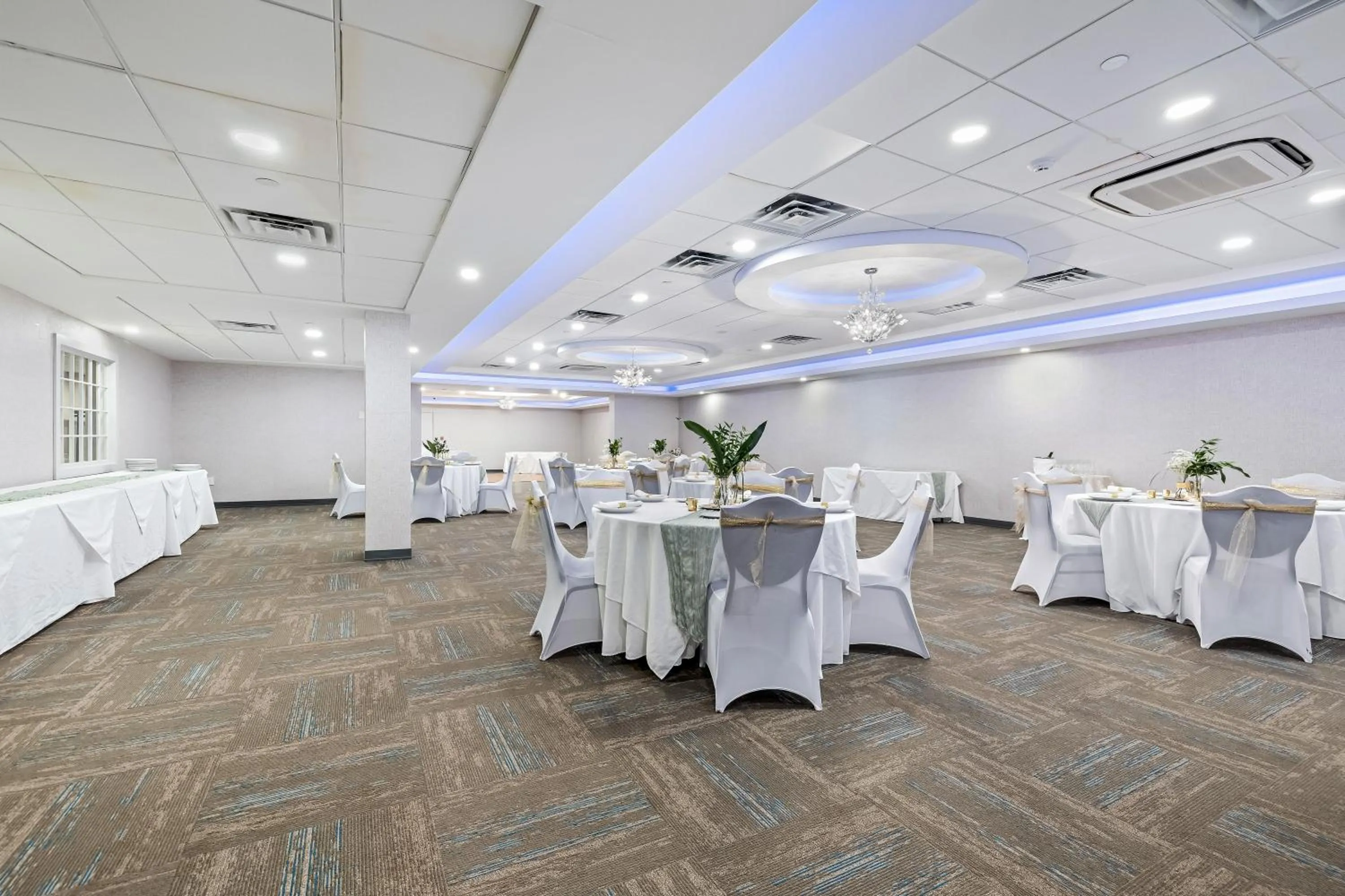 John Carver Inn & Spa