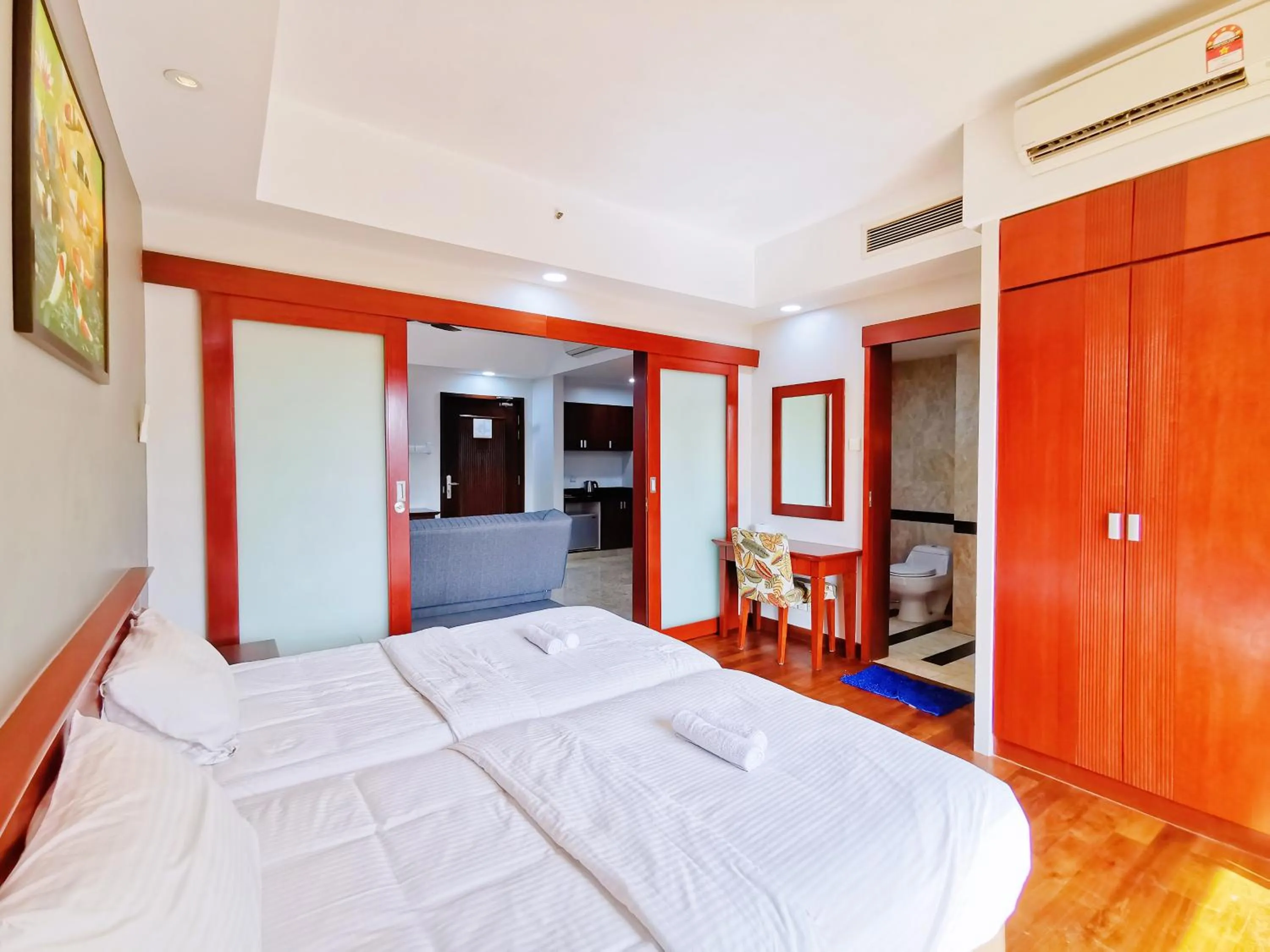 Bed in 【Amazing】Pool View 2BR Suite @ Pulai Springs Resort