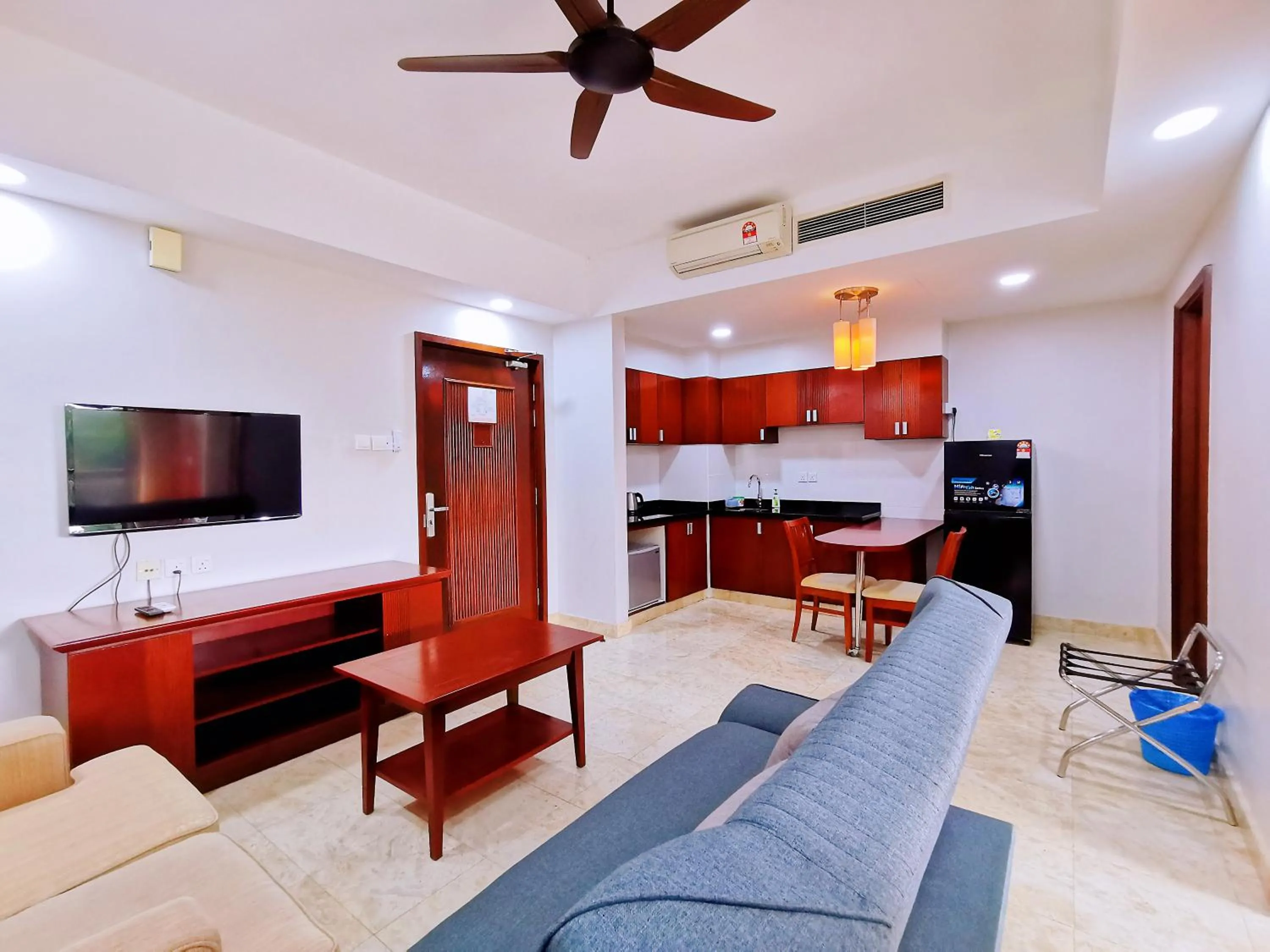 Living room in 【Amazing】Pool View 2BR Suite @ Pulai Springs Resort