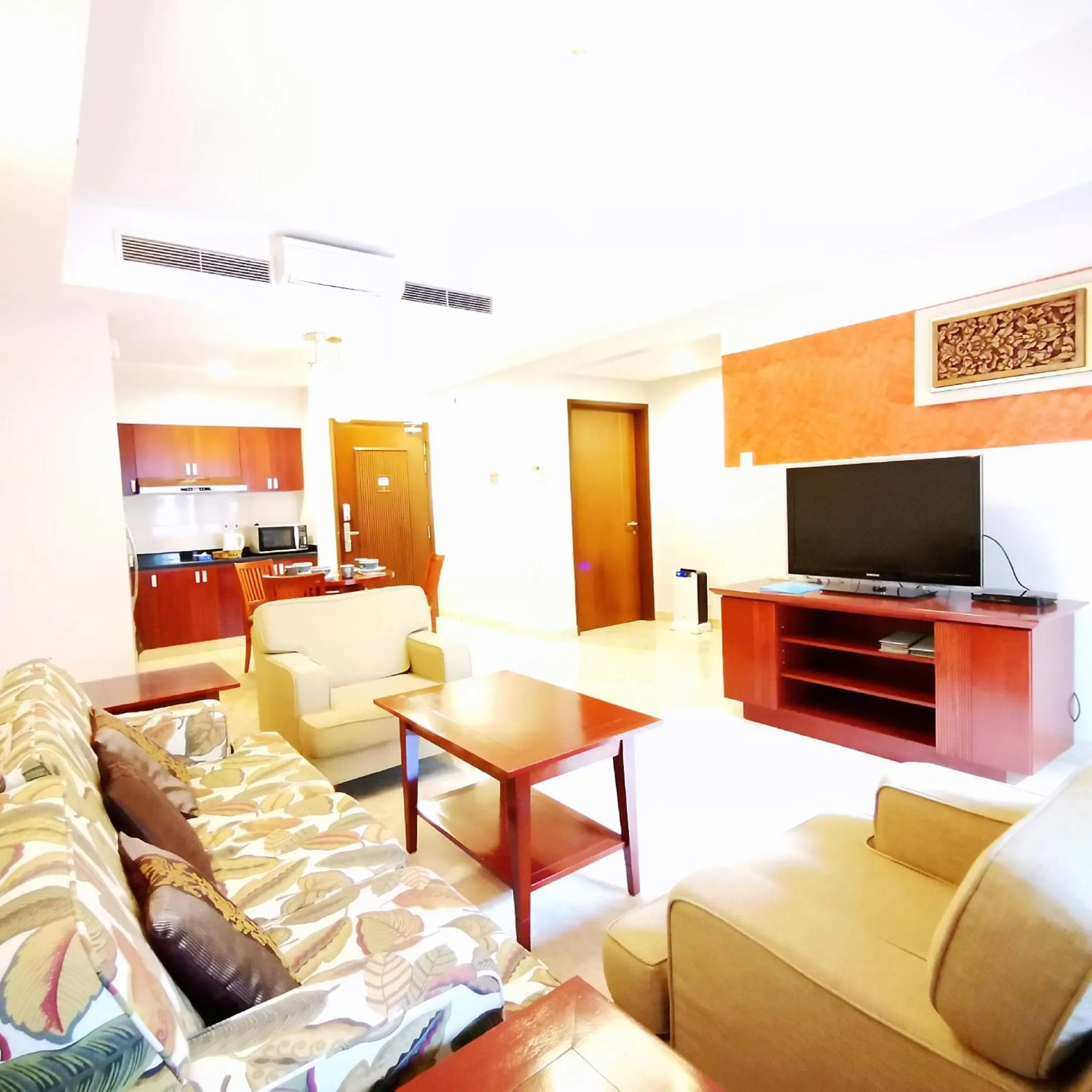 Living room in 【Amazing】Pool View 2BR Suite @ Pulai Springs Resort