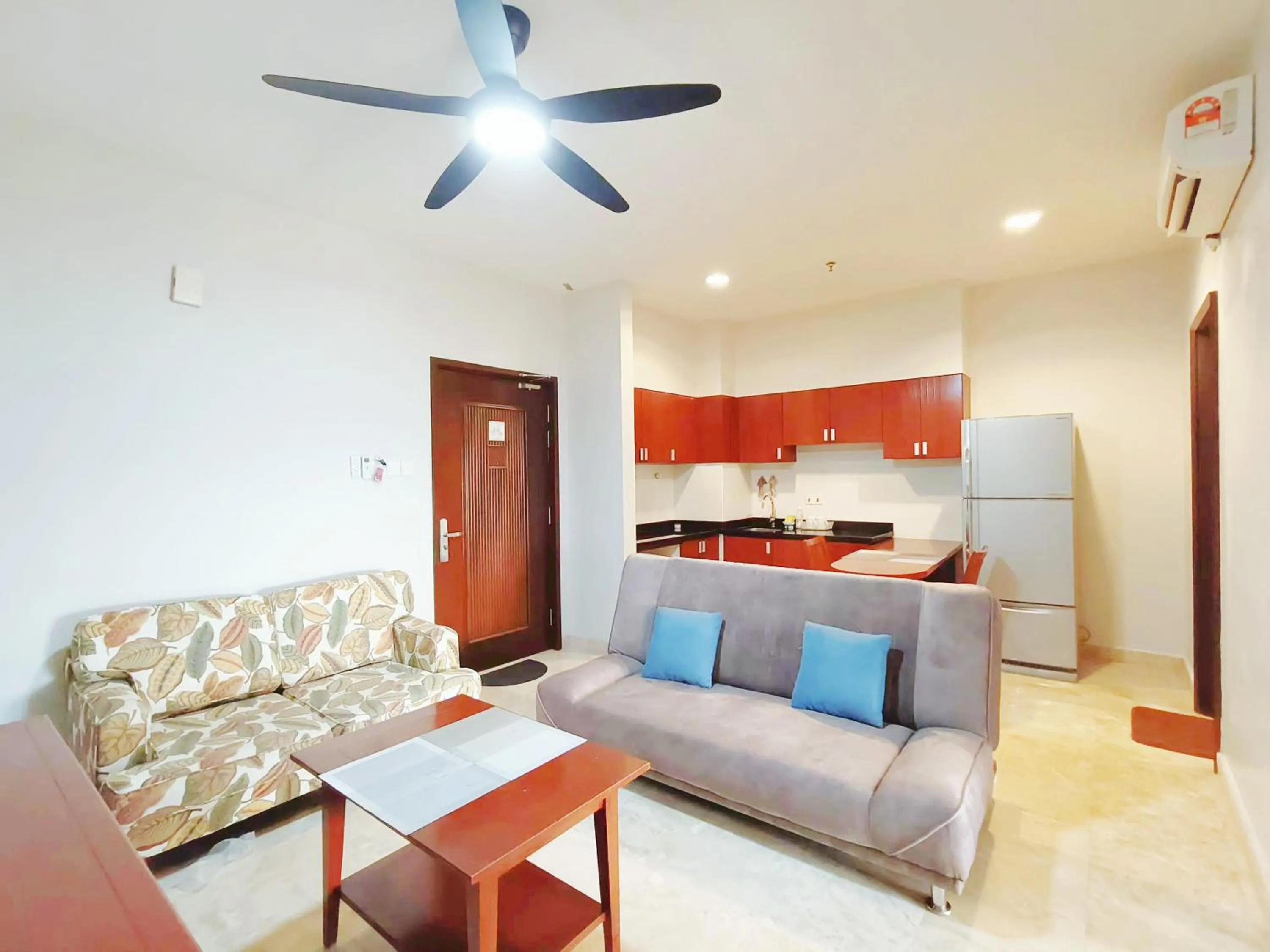 Living room in 【Amazing】Pool View 2BR Suite @ Pulai Springs Resort