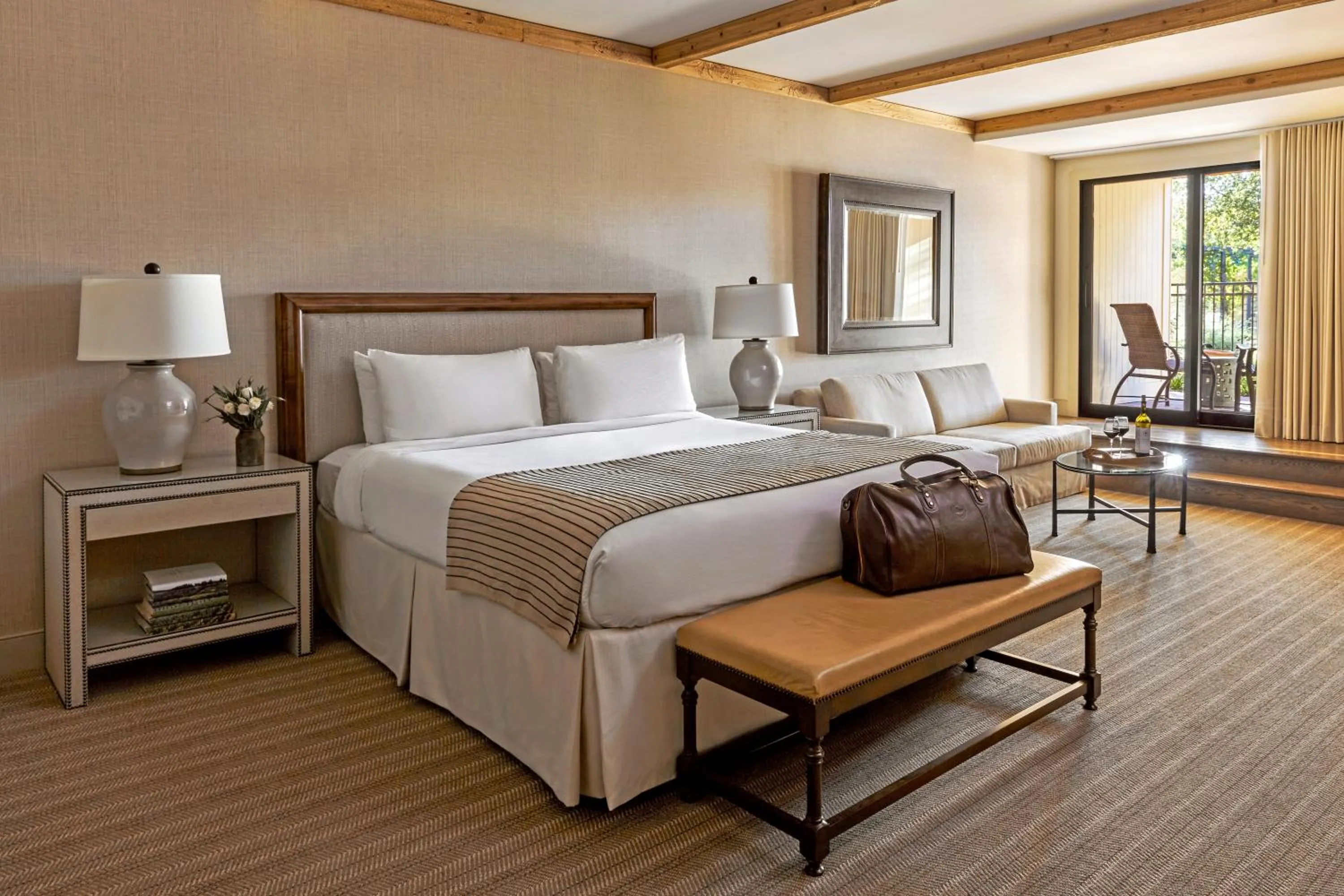 Bedroom, Bed in Napa Valley Lodge