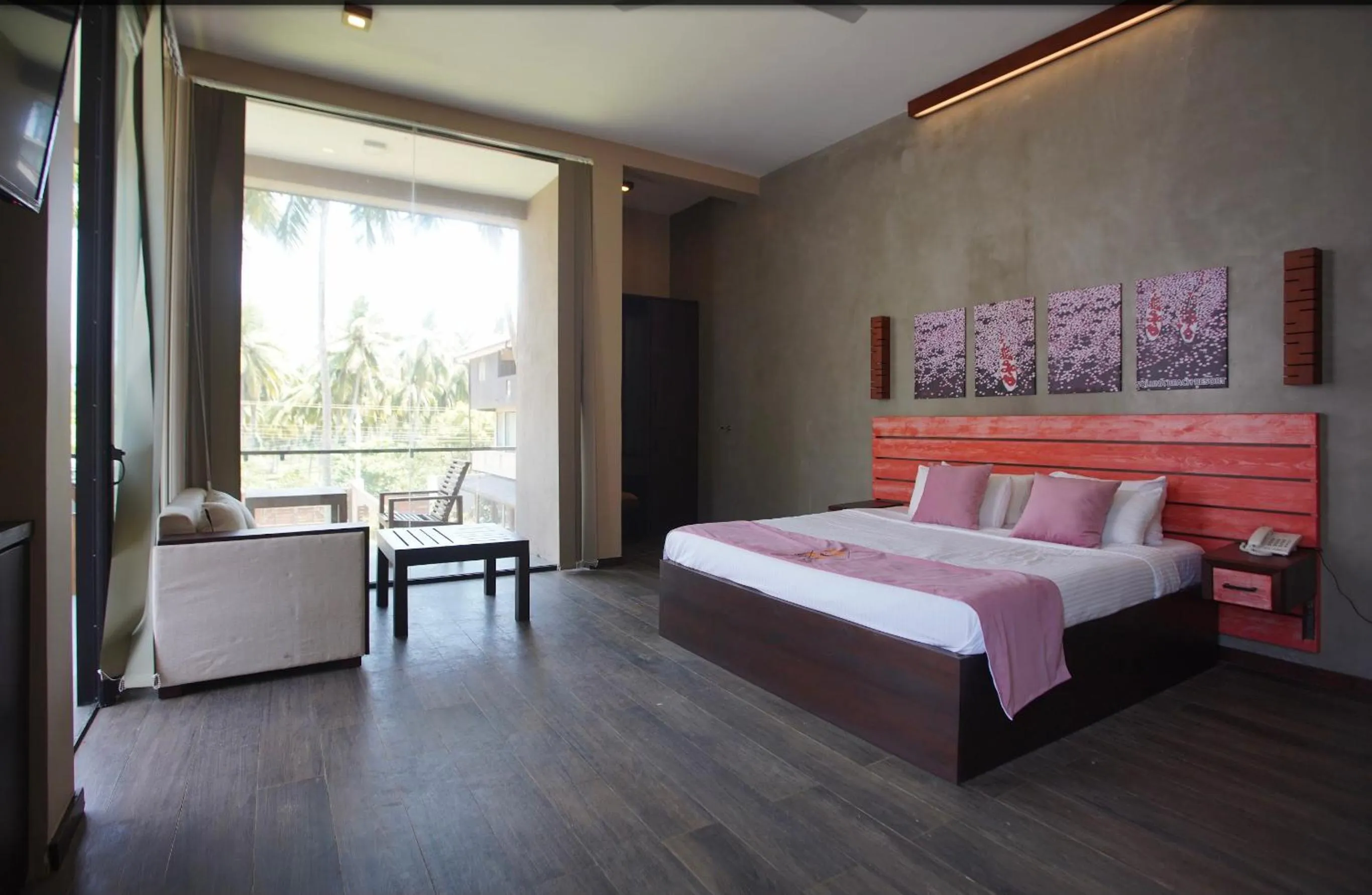 Bed in SOLUNA BEACH RESORT