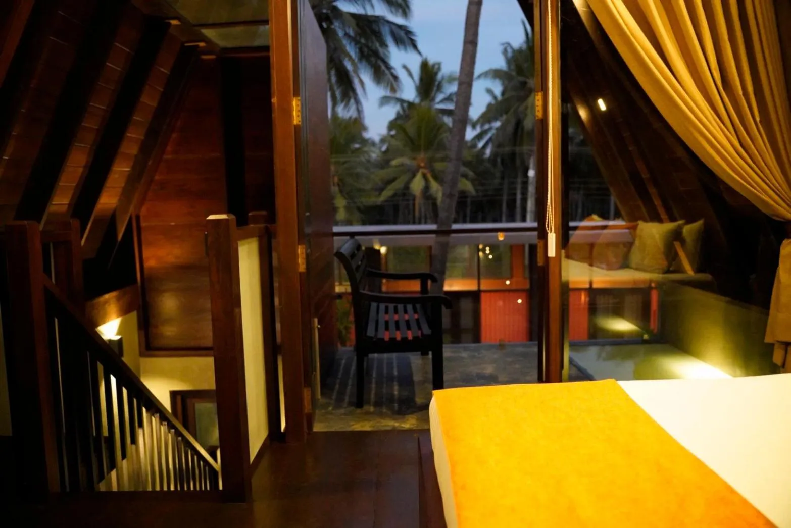 Balcony/Terrace, Bed in SOLUNA BEACH RESORT