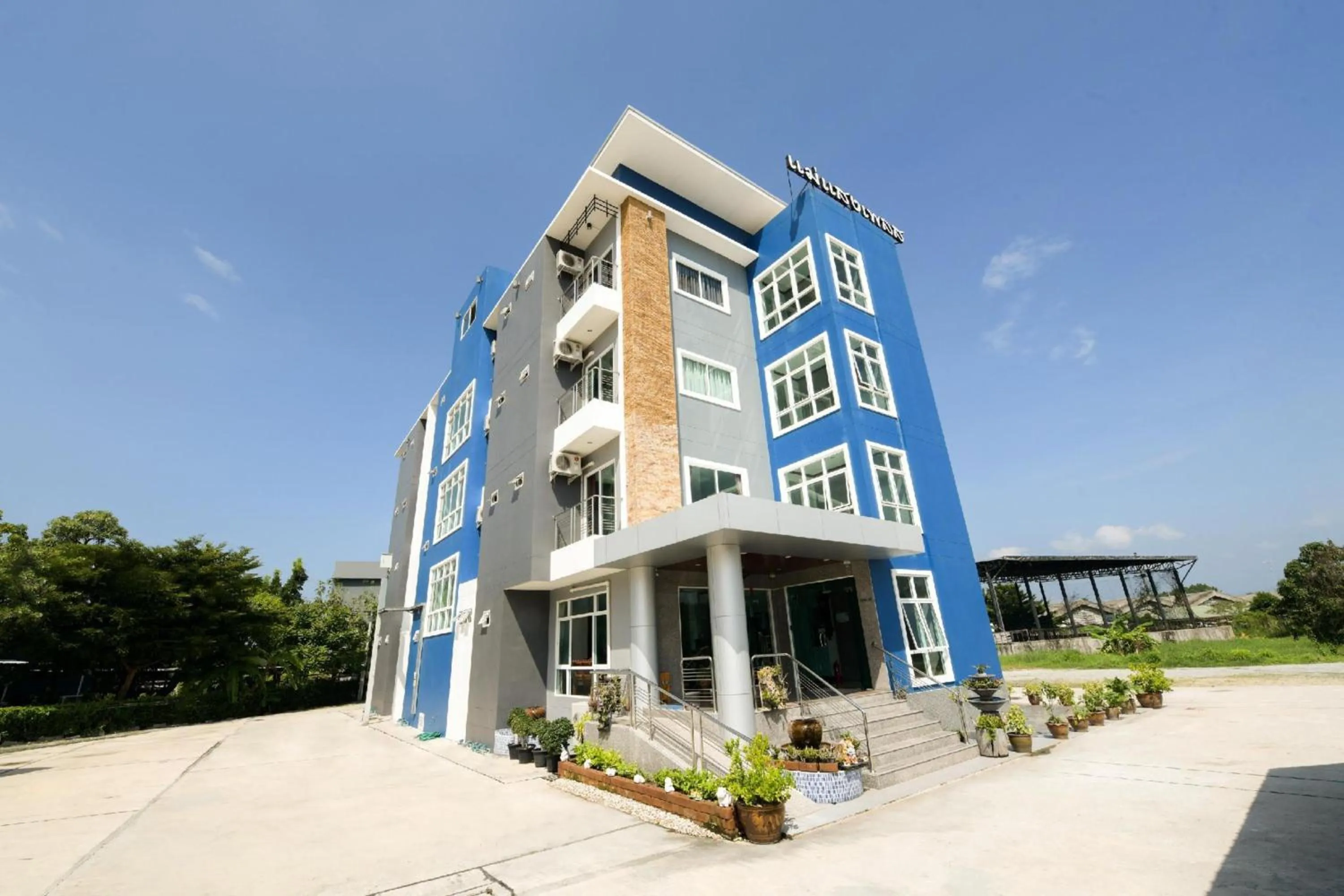 Neighbourhood in OYO 350 Mae Saeng Place