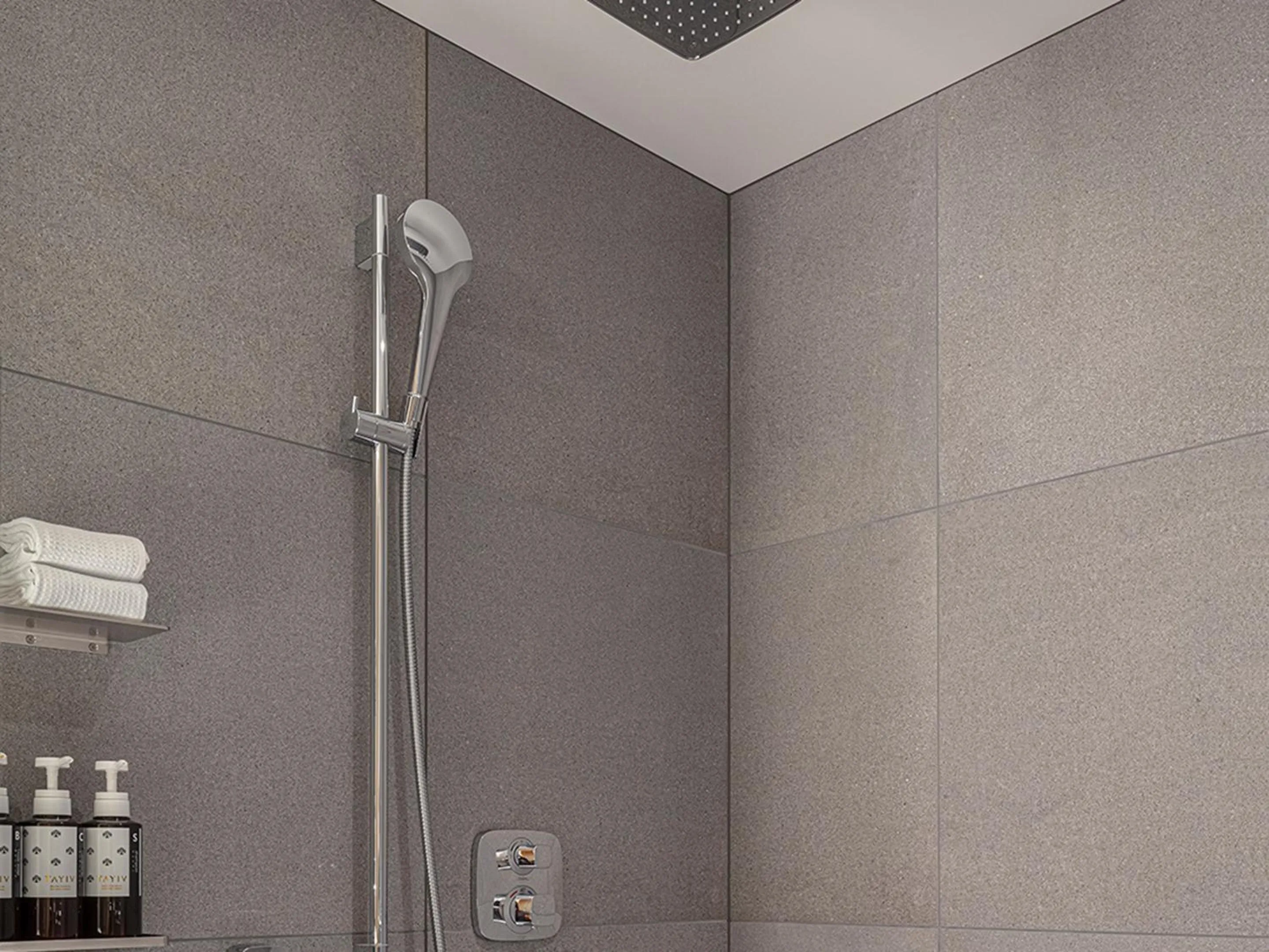 Shower in SOKI ATAMI