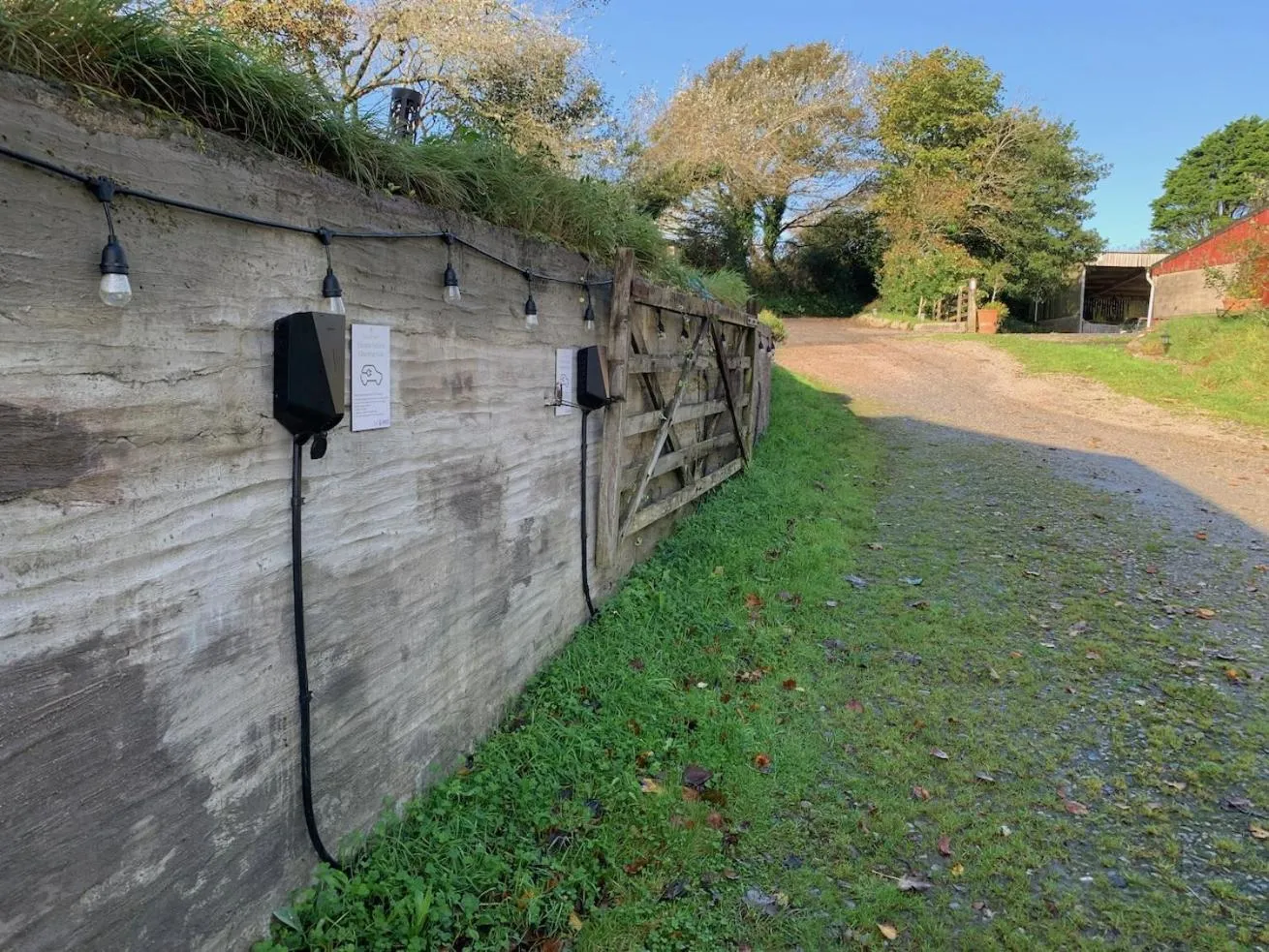 Parking in Trenderway Farm