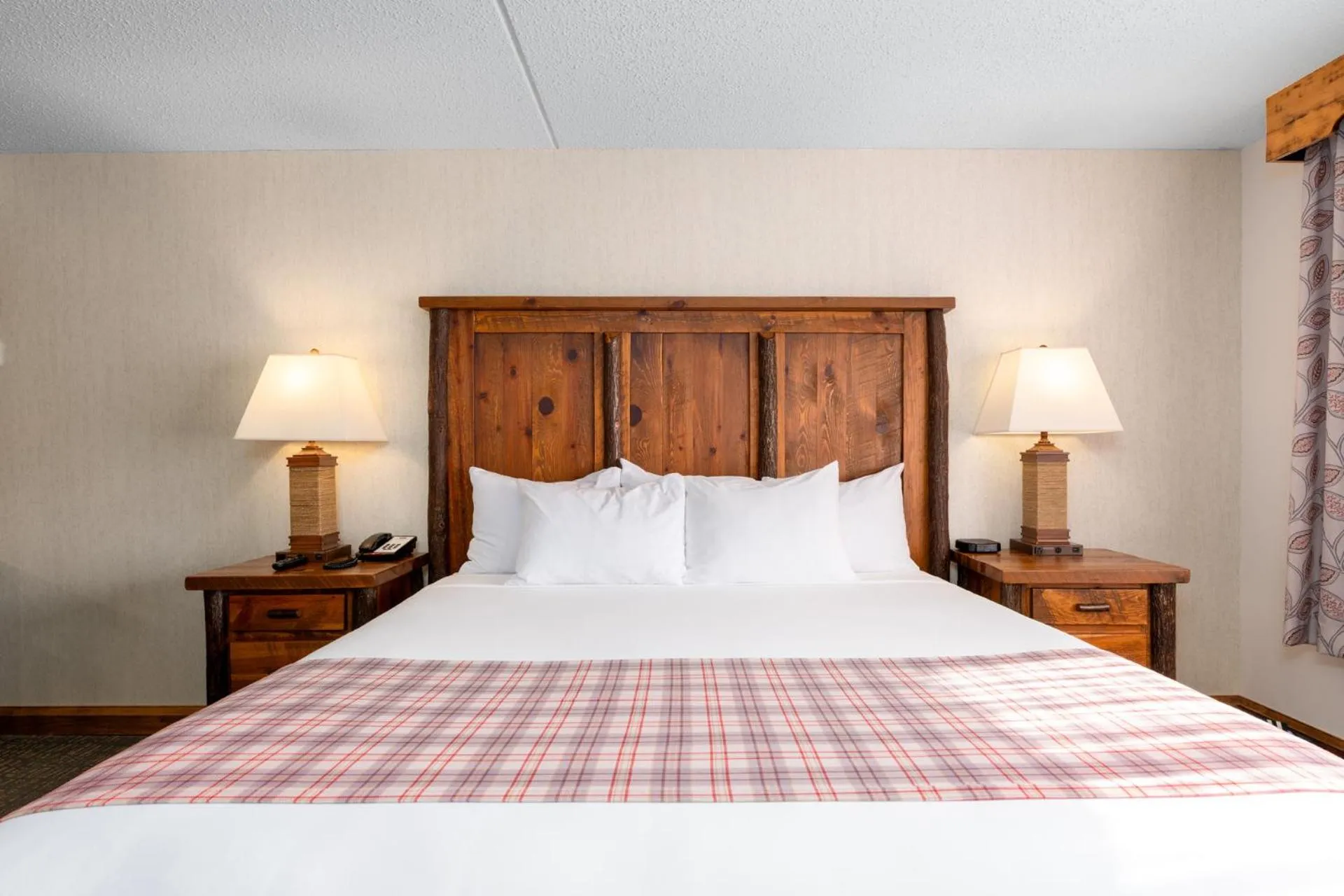 Bed in Lodge of the Ozarks