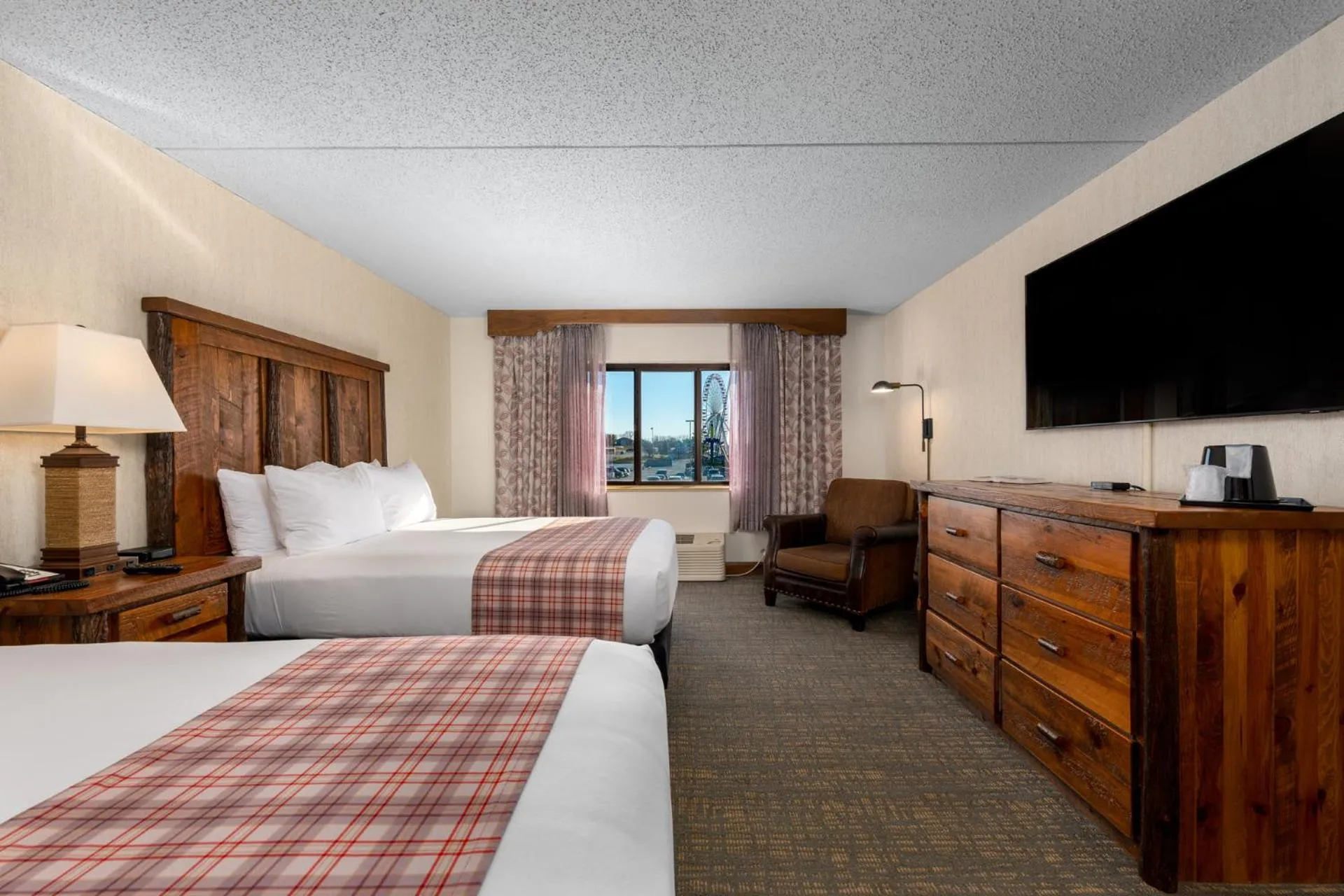 Bed in Lodge of the Ozarks