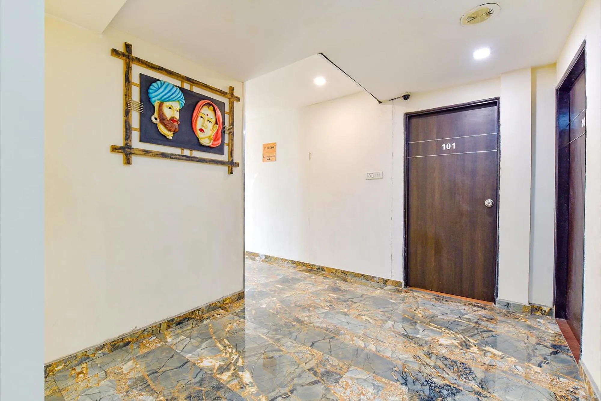 Lobby or reception in FabHotel Teliko Silver