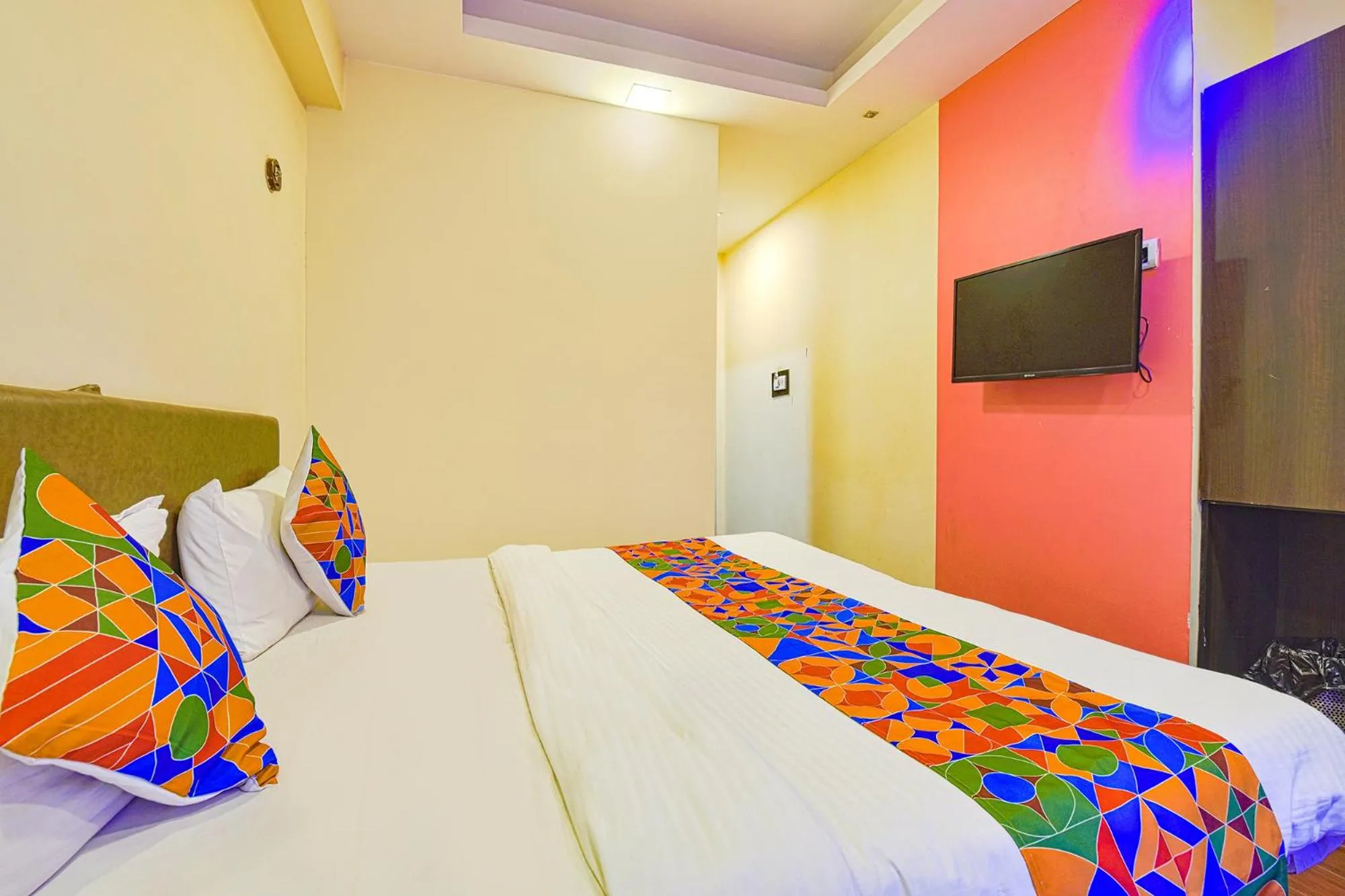 Bed in FabHotel Teliko Silver