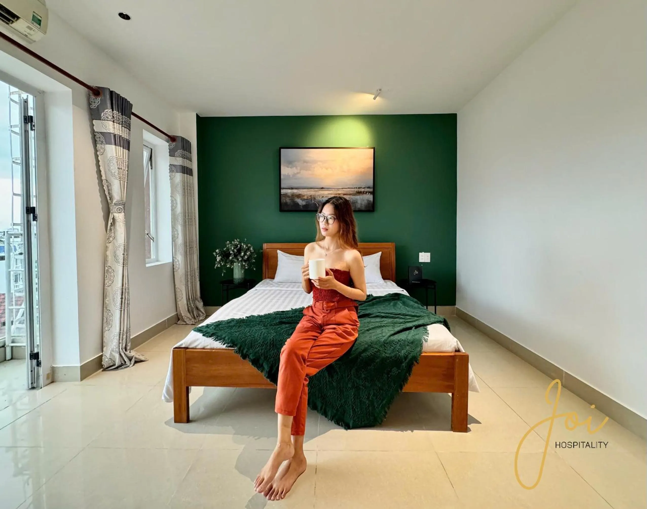 Bed in Joi Hospitality - Anthony