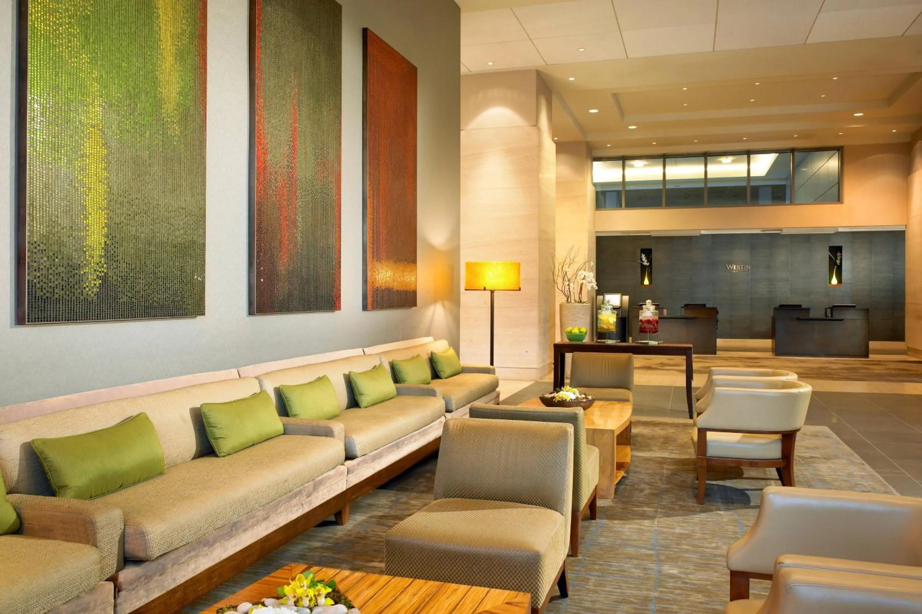 Lobby or reception in The Westin Bellevue