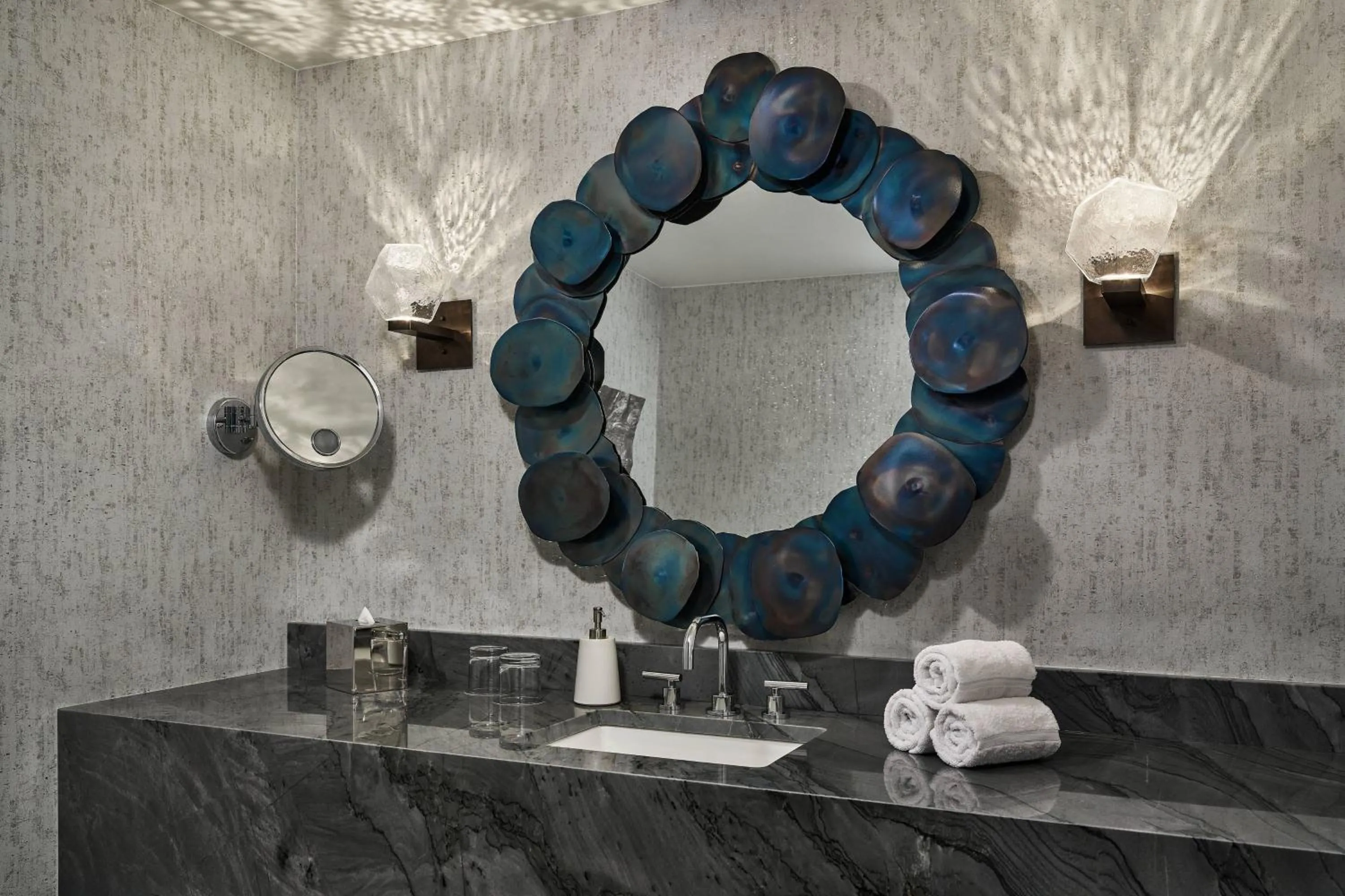 Photo of the whole room in The Westin Bellevue