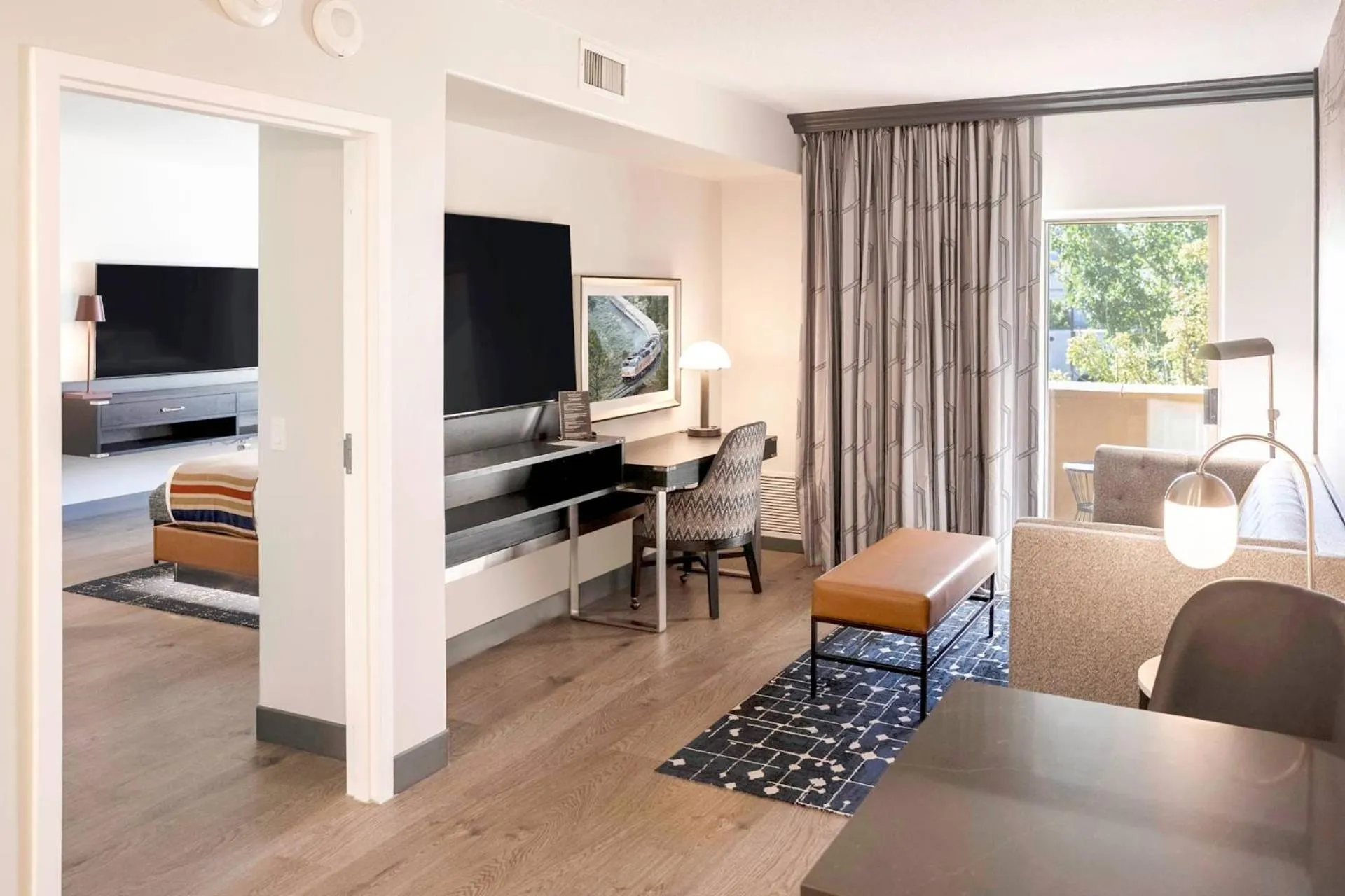 Living room, Bed in Grand Canyon Railway Hotel