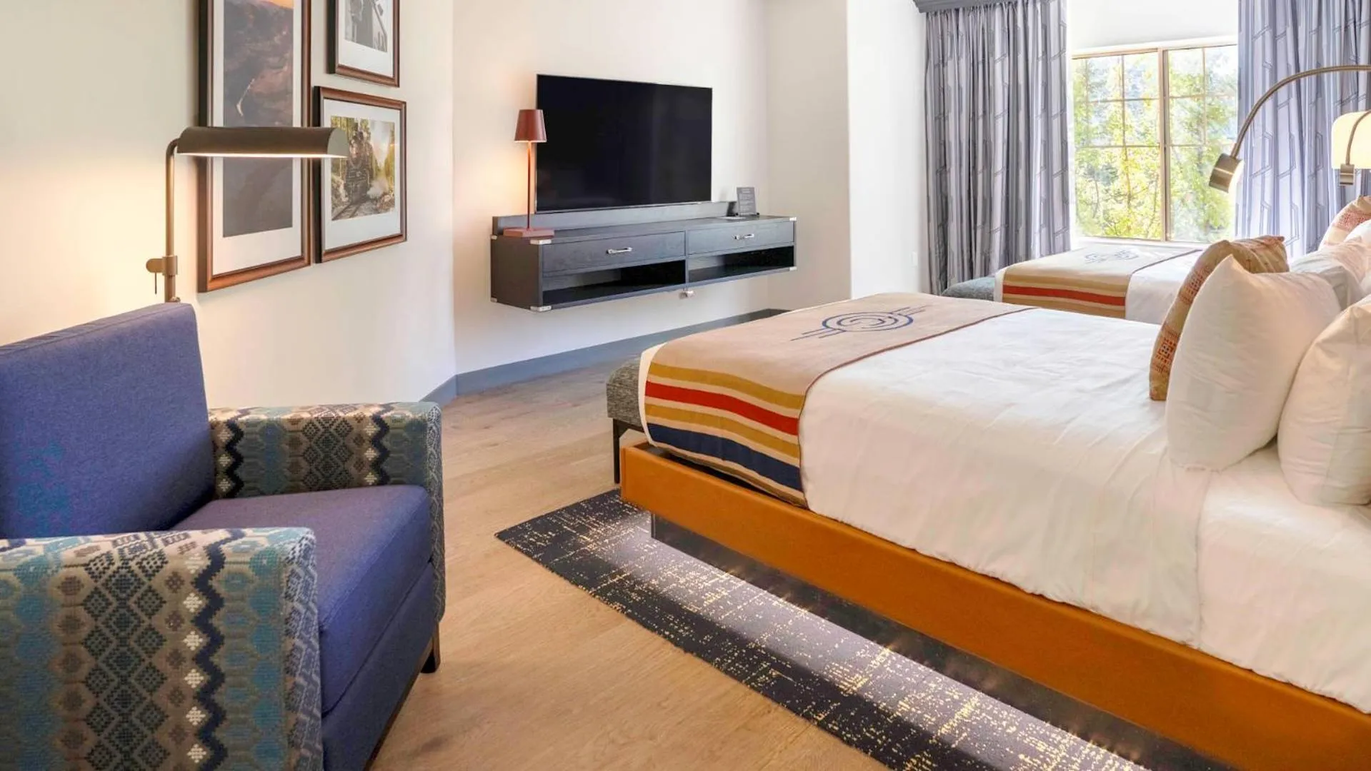 Bedroom, Bed in Grand Canyon Railway Hotel