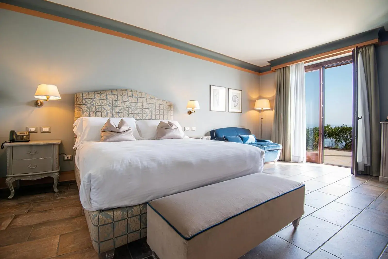 Deluxe Room in Castello Bonaria Wine & Spa Resort Deluxe Room in Castello Bonaria Wine & Spa Resort