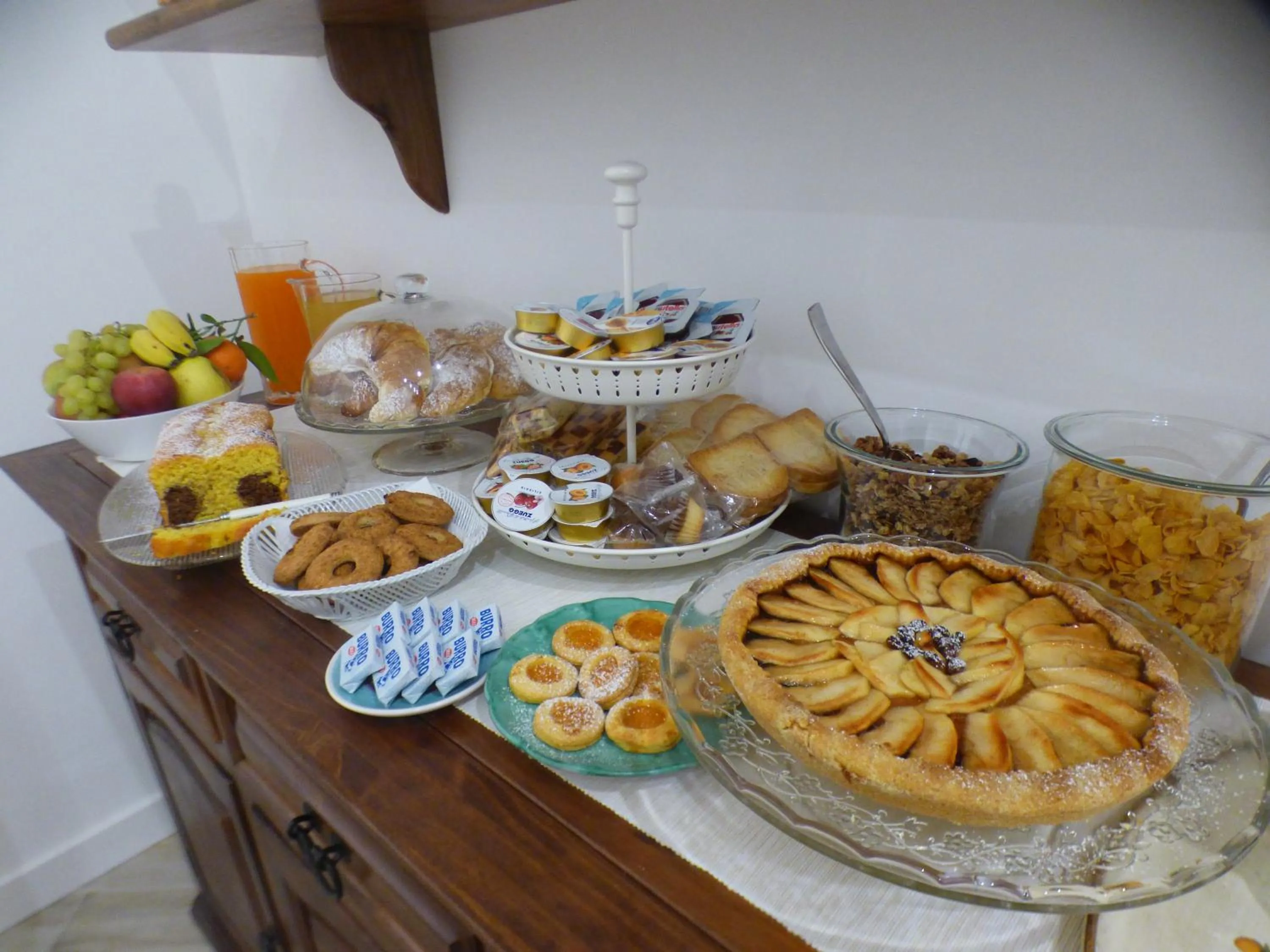 Buffet breakfast in B&B Il Vialetto