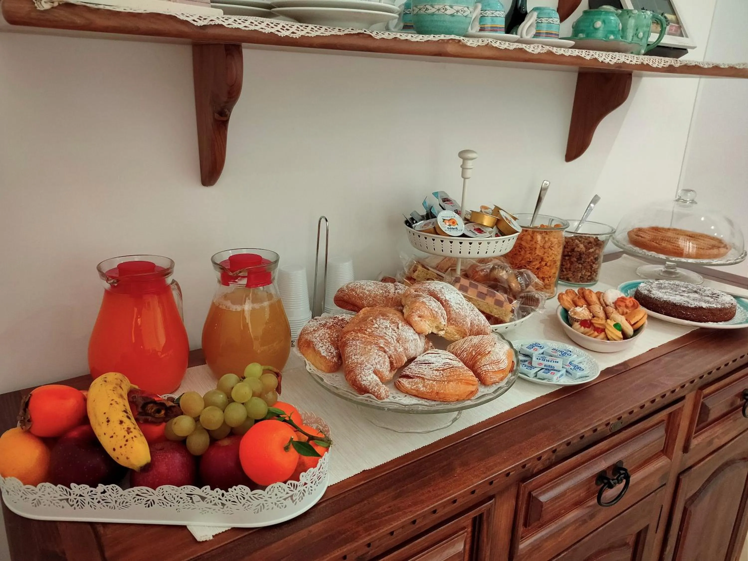 Buffet breakfast in B&B Il Vialetto