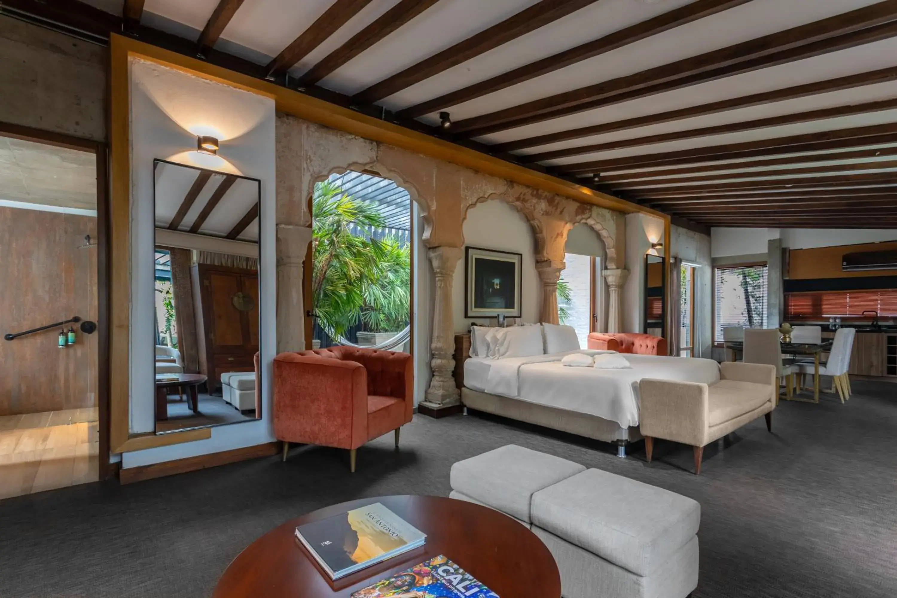 Presidential Suite in Alko Hotel Casa Nispero Presidential Suite in Alko Hotel Casa Nispero