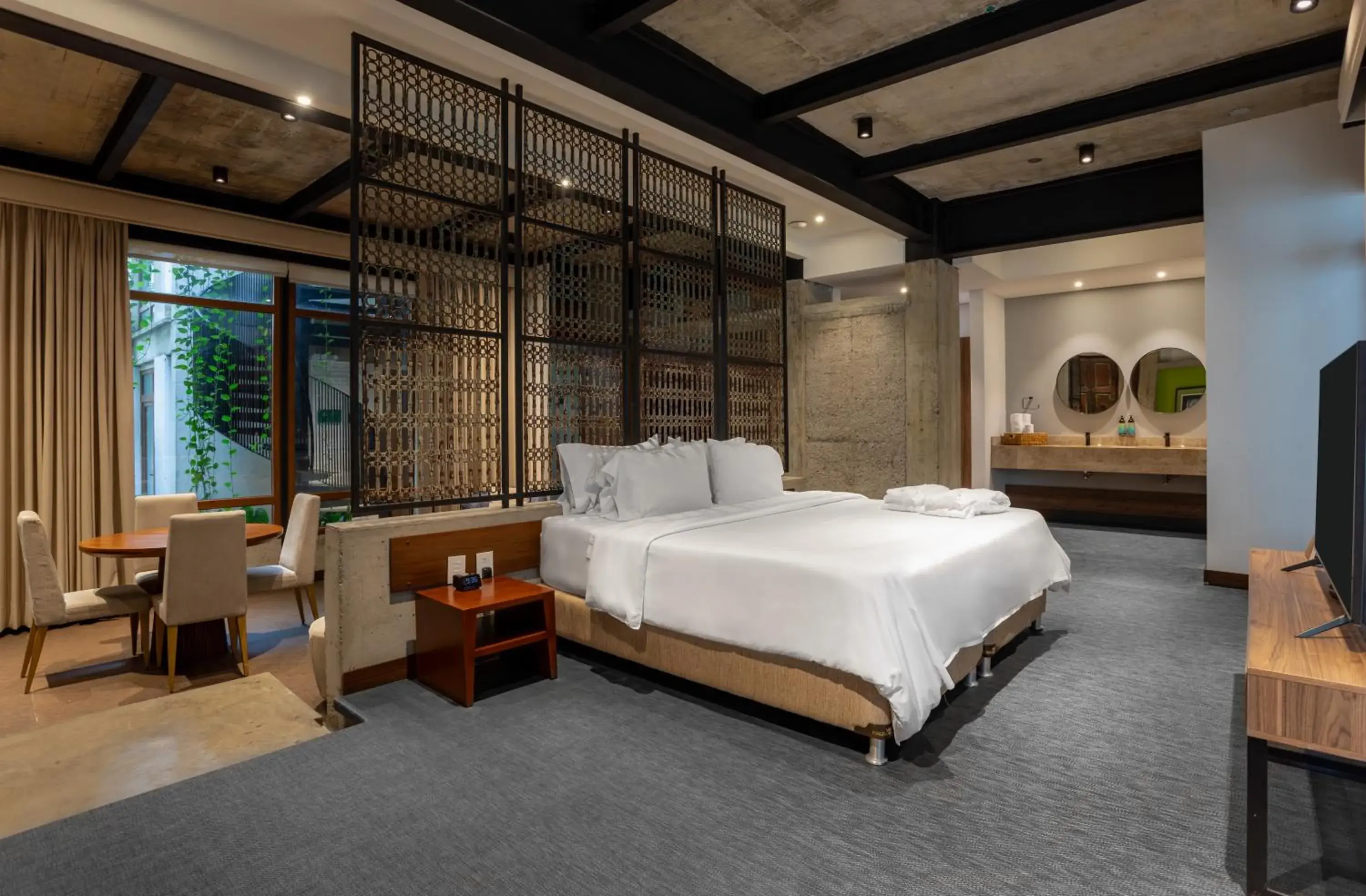 Superior Suite in Alko Hotel Casa Nispero Superior Suite in Alko Hotel Casa Nispero