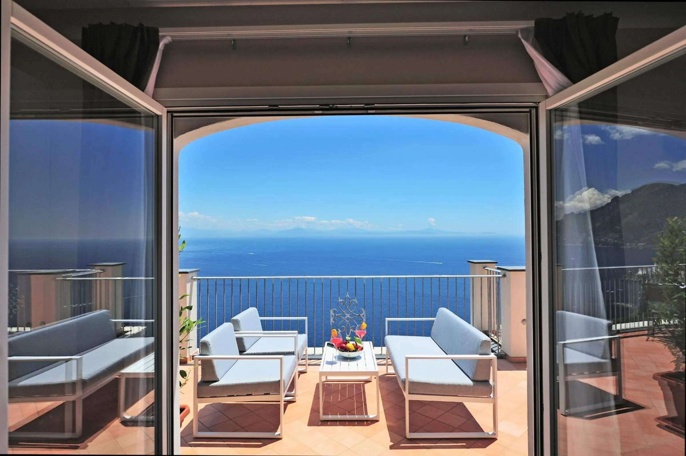 Amalfi Blu Retreat