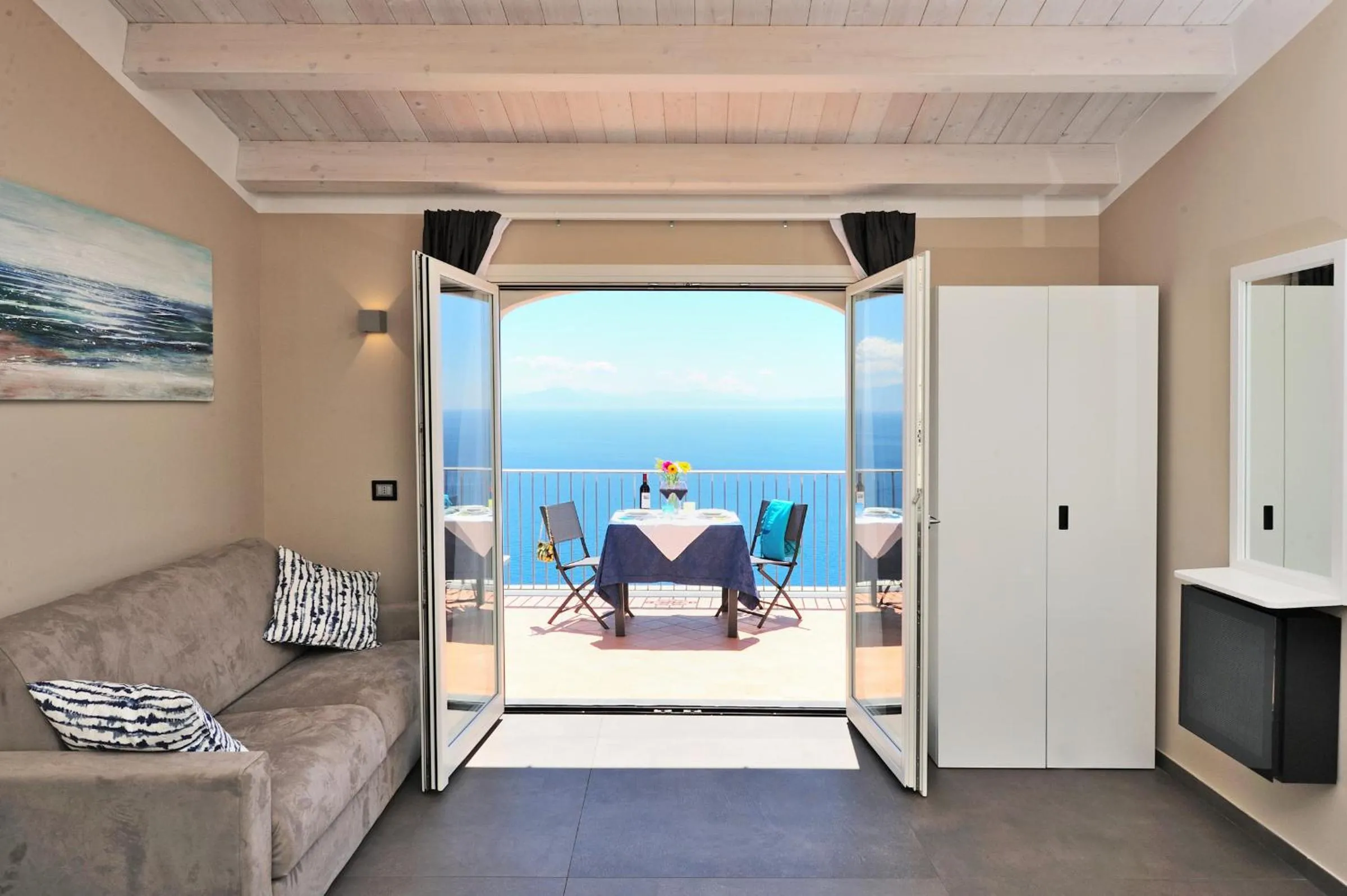 Amalfi Blu Retreat