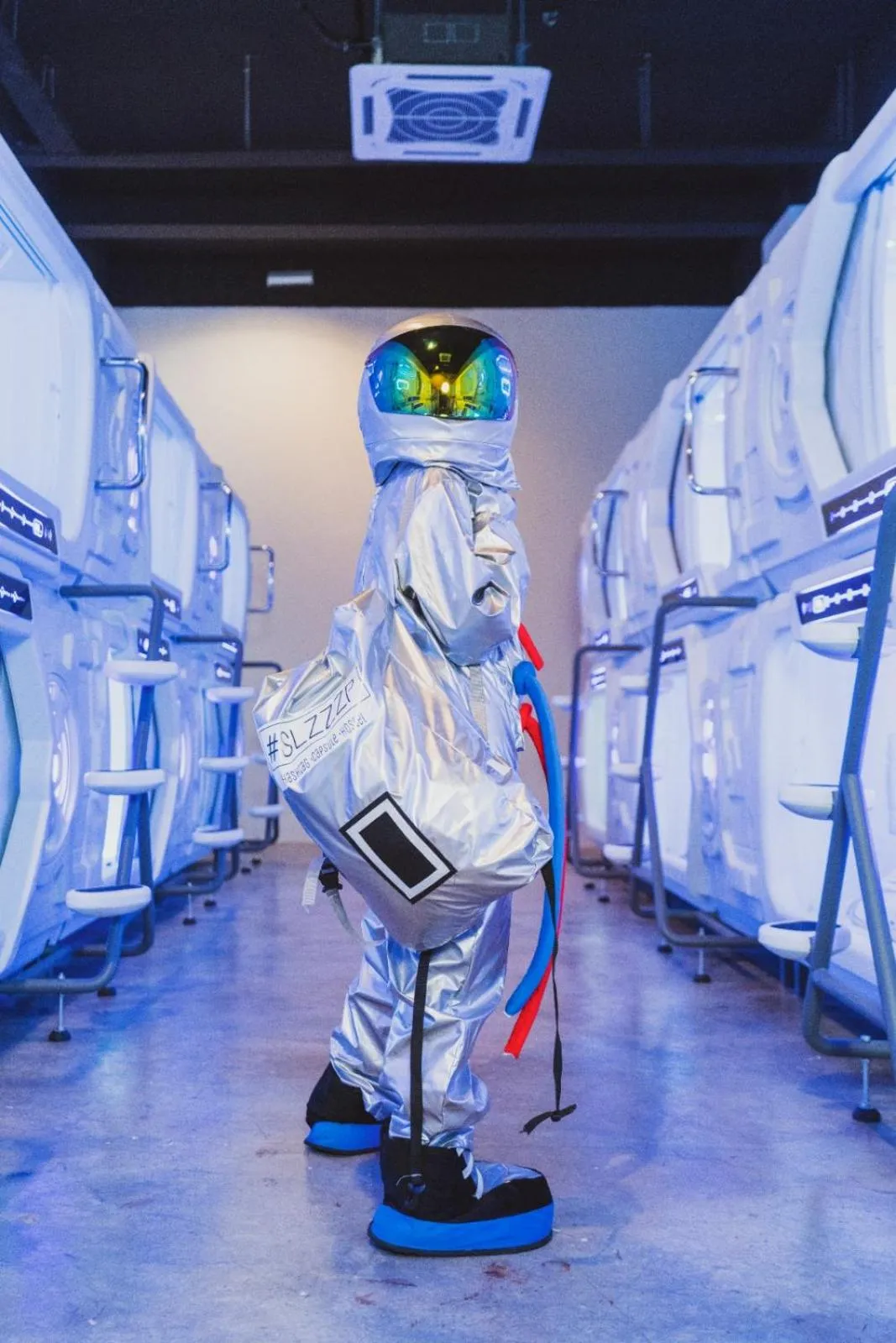 Hashtag.Capsule.Hostel