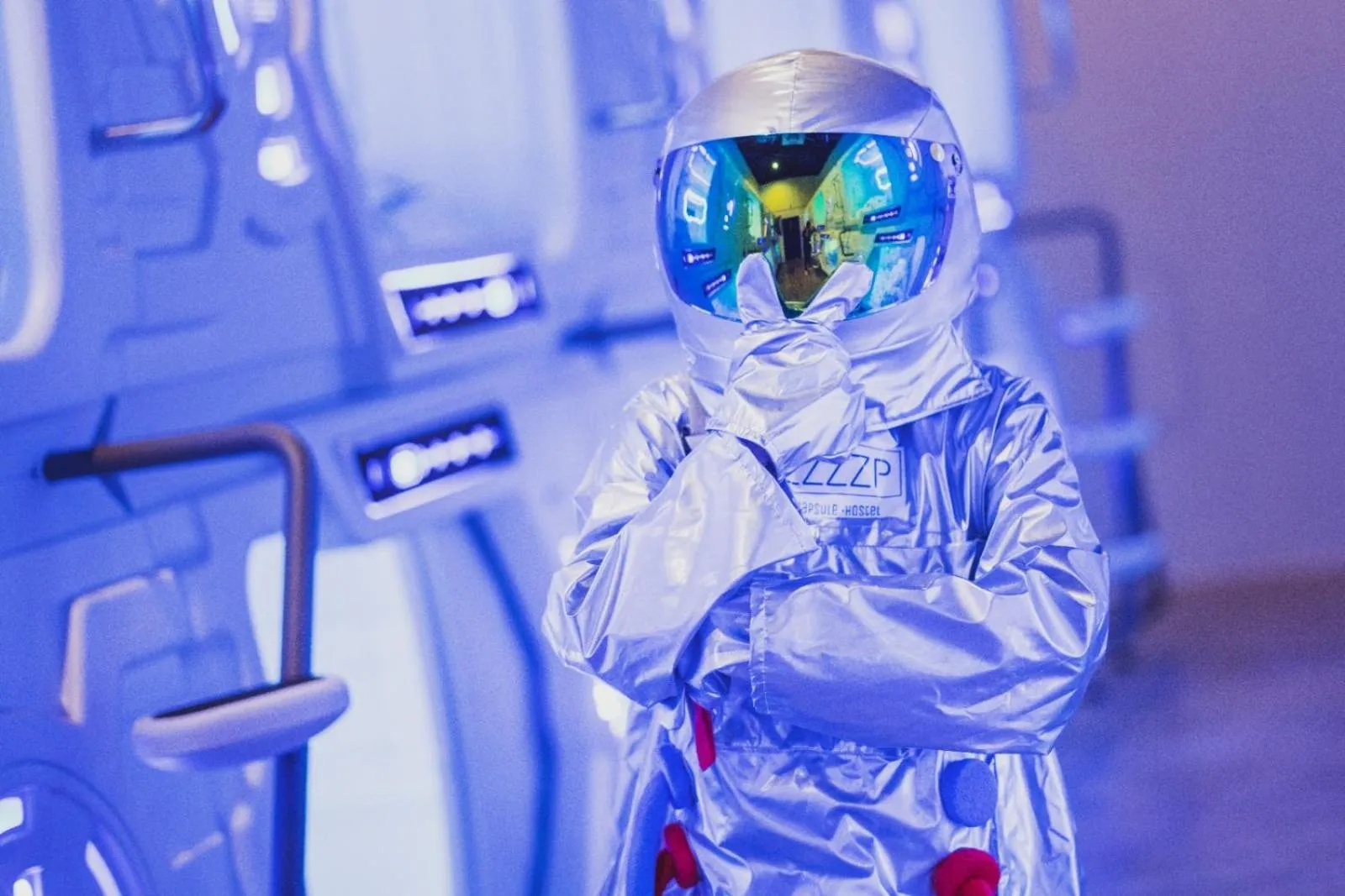 Hashtag.Capsule.Hostel