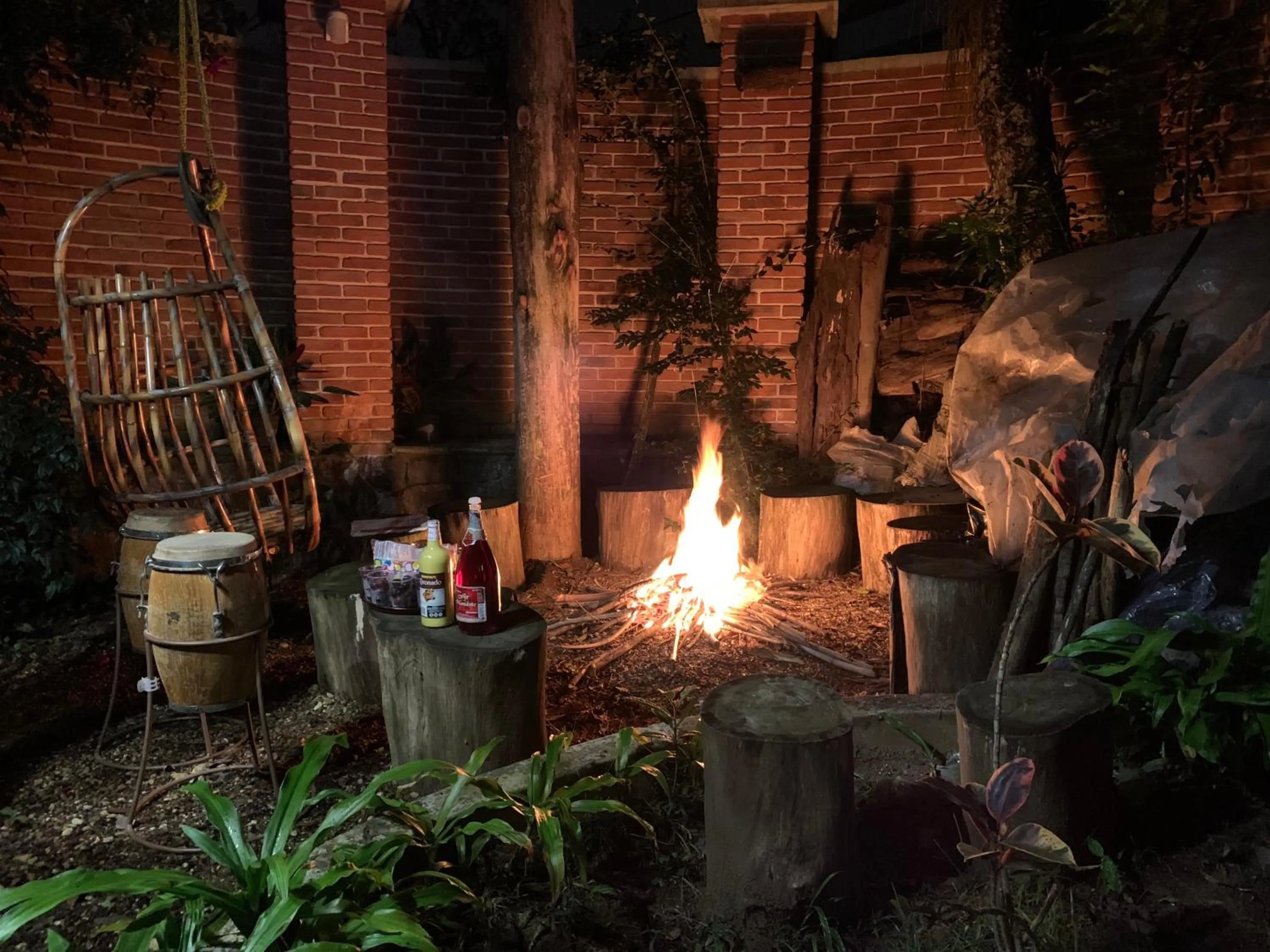 Evening entertainment in Quinta Maria Bonita Hotel Boutique