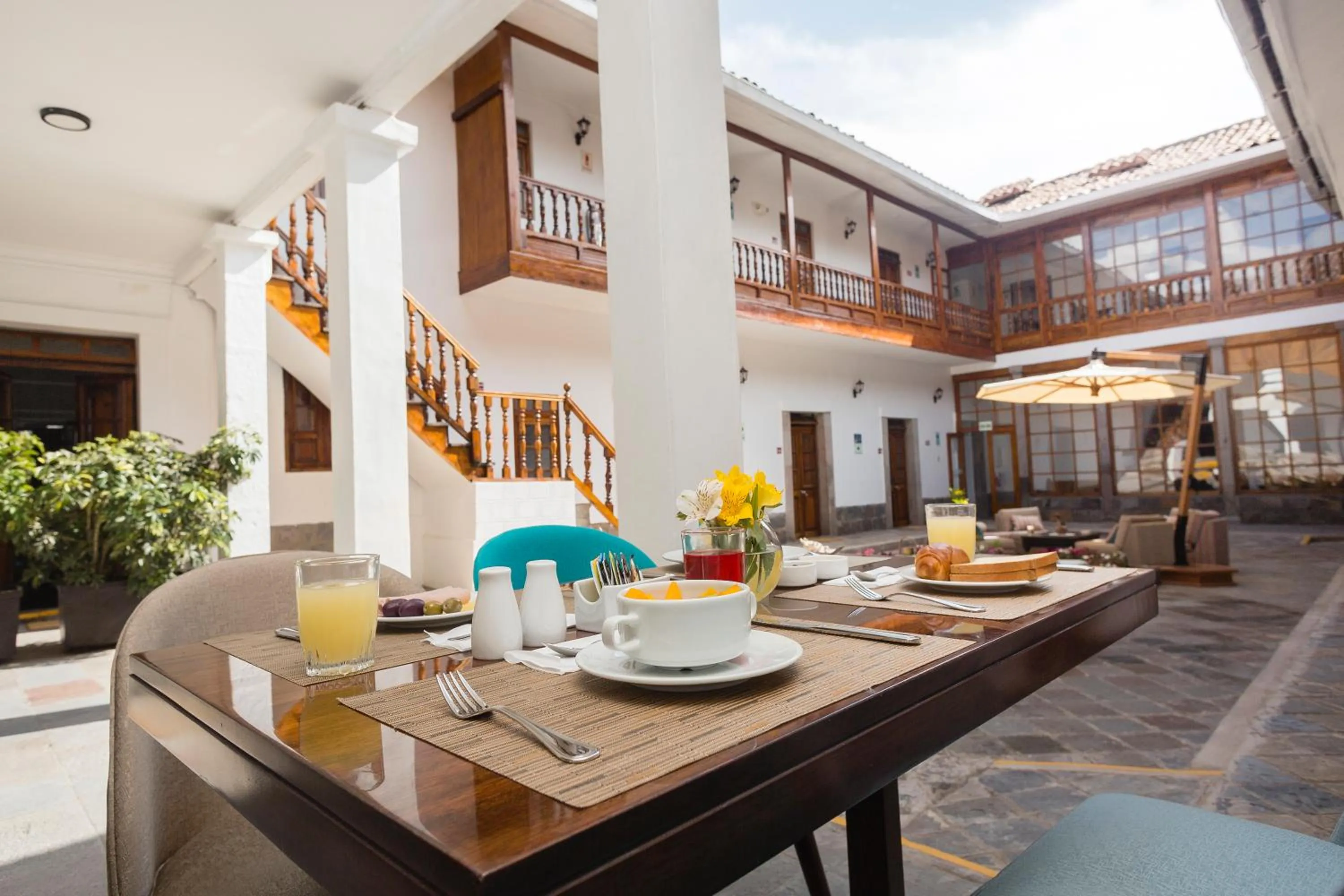 Food and drinks in SACHA Centric