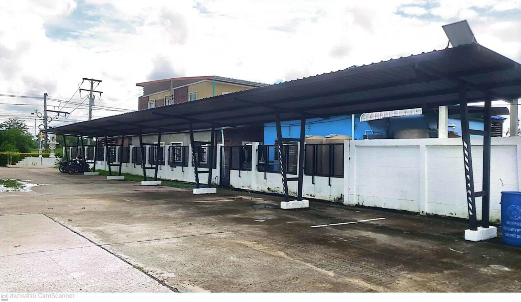 Parking in T-NEE Hotel@Udon