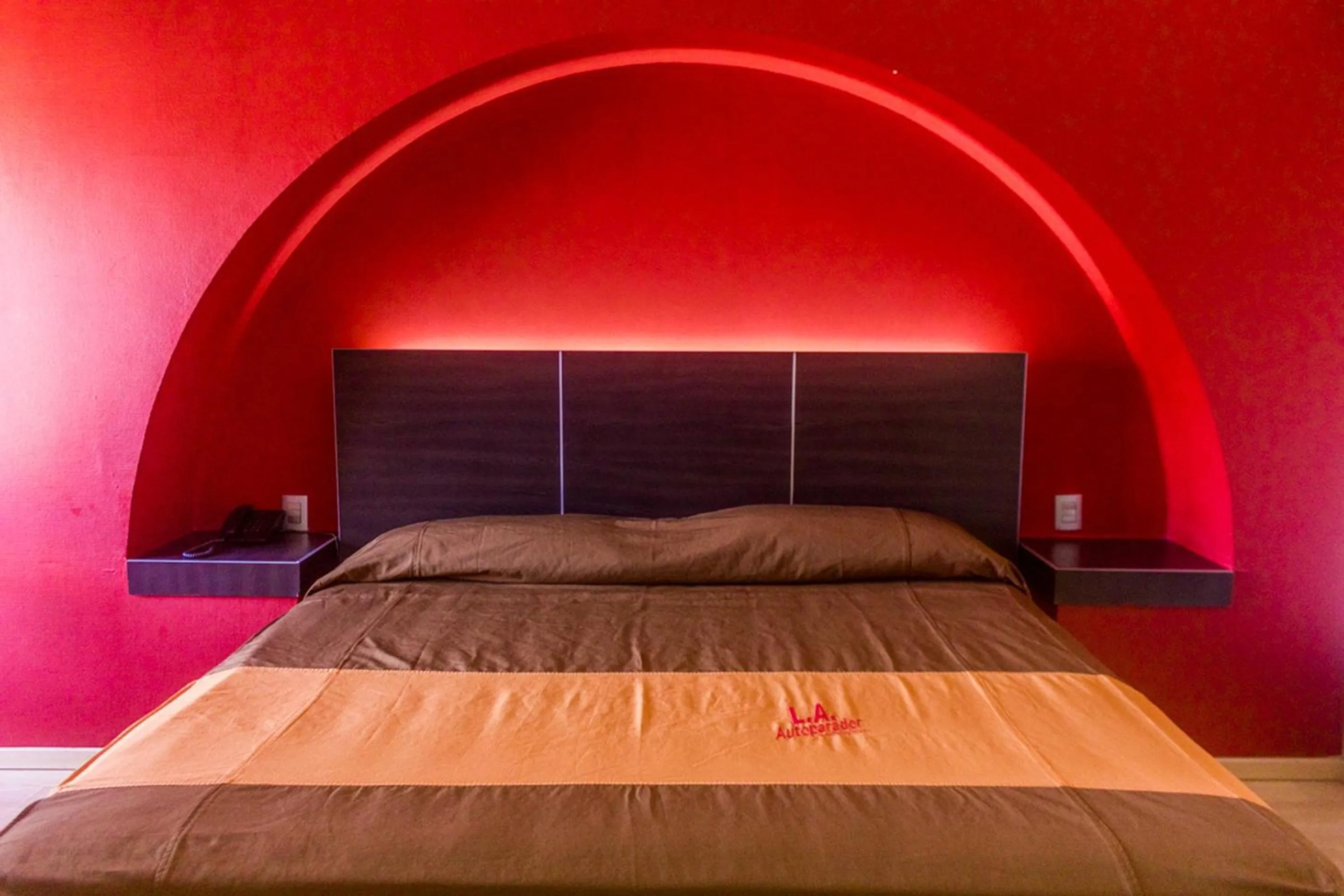 Day in Motel LA Autoparador